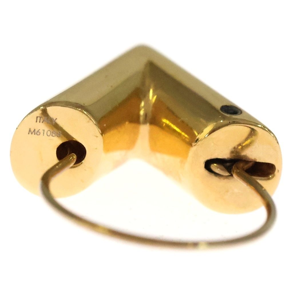 Louis Vuitton Essential Hoop Earrings Gold — view 5