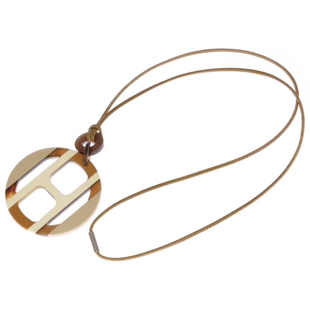 Hermes Equipe Buffalo Horn Pendant White Brown Beige — view 2