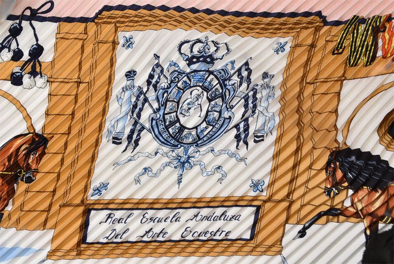 Hermes Scarf Pleated Carre Shawl Diamond Silk Twill Equestrian School Real — view 8