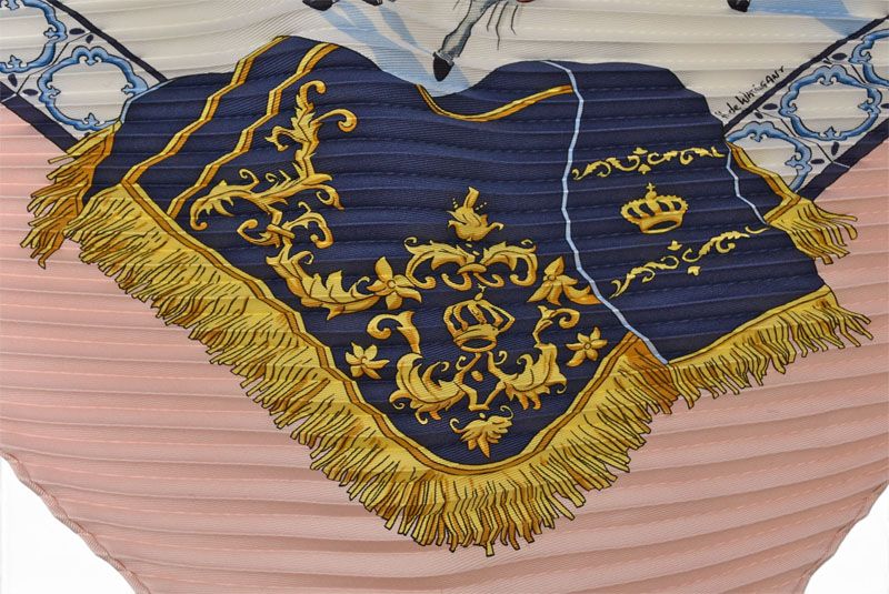 Hermes Scarf Pleated Carre Shawl Diamond Silk Twill Equestrian School Real — view 4