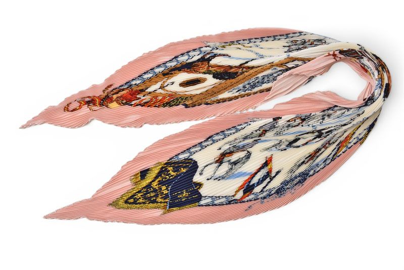 Hermes Scarf Pleated Carre Shawl Diamond Silk Twill Equestrian School Real — view 2