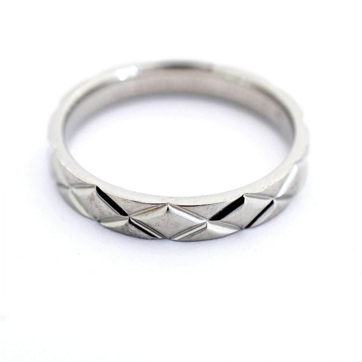 Chanel Ring Quilted Platinum — view 3