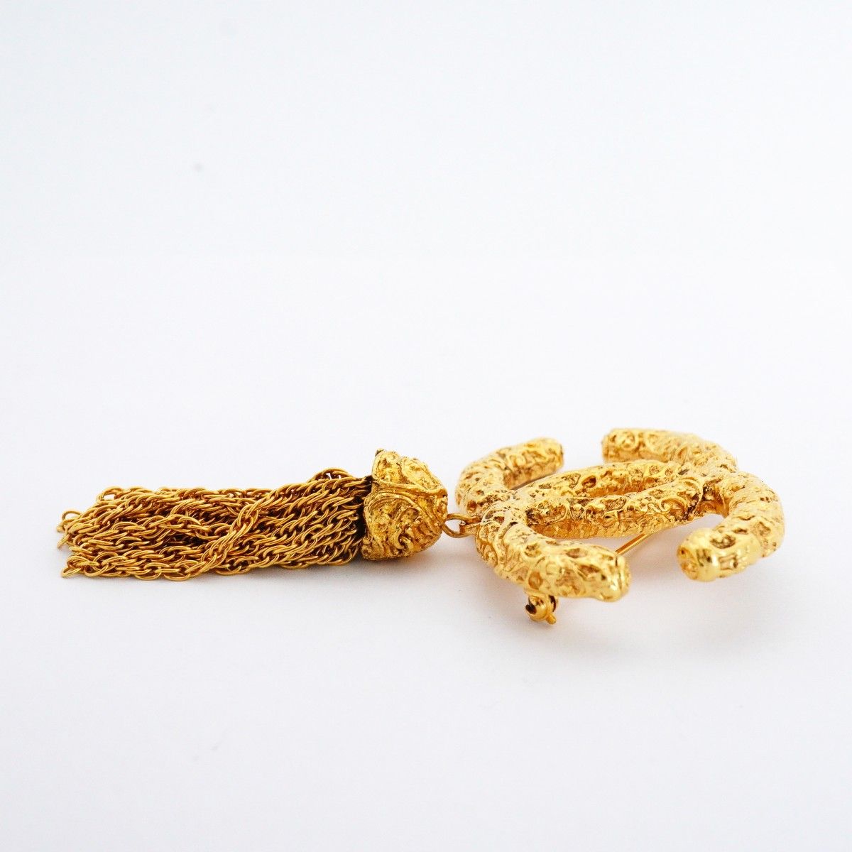 Chanel Brooch Vintage CC Logo Lava Motif Gold Plated — view 3