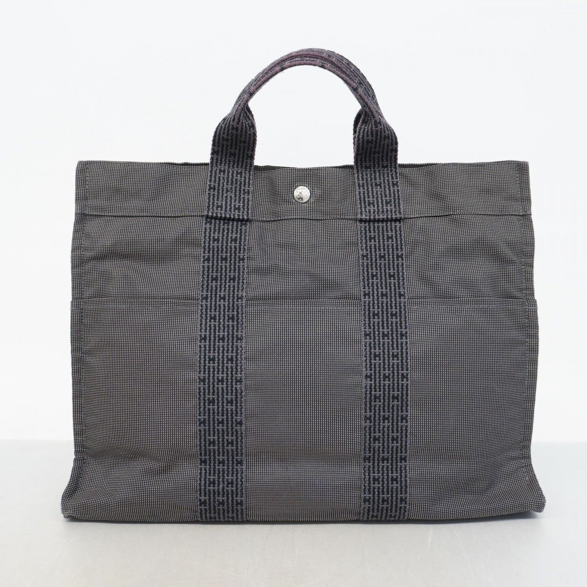 Hermes Tote Her Line MM Canvas Gray Silver — view 9