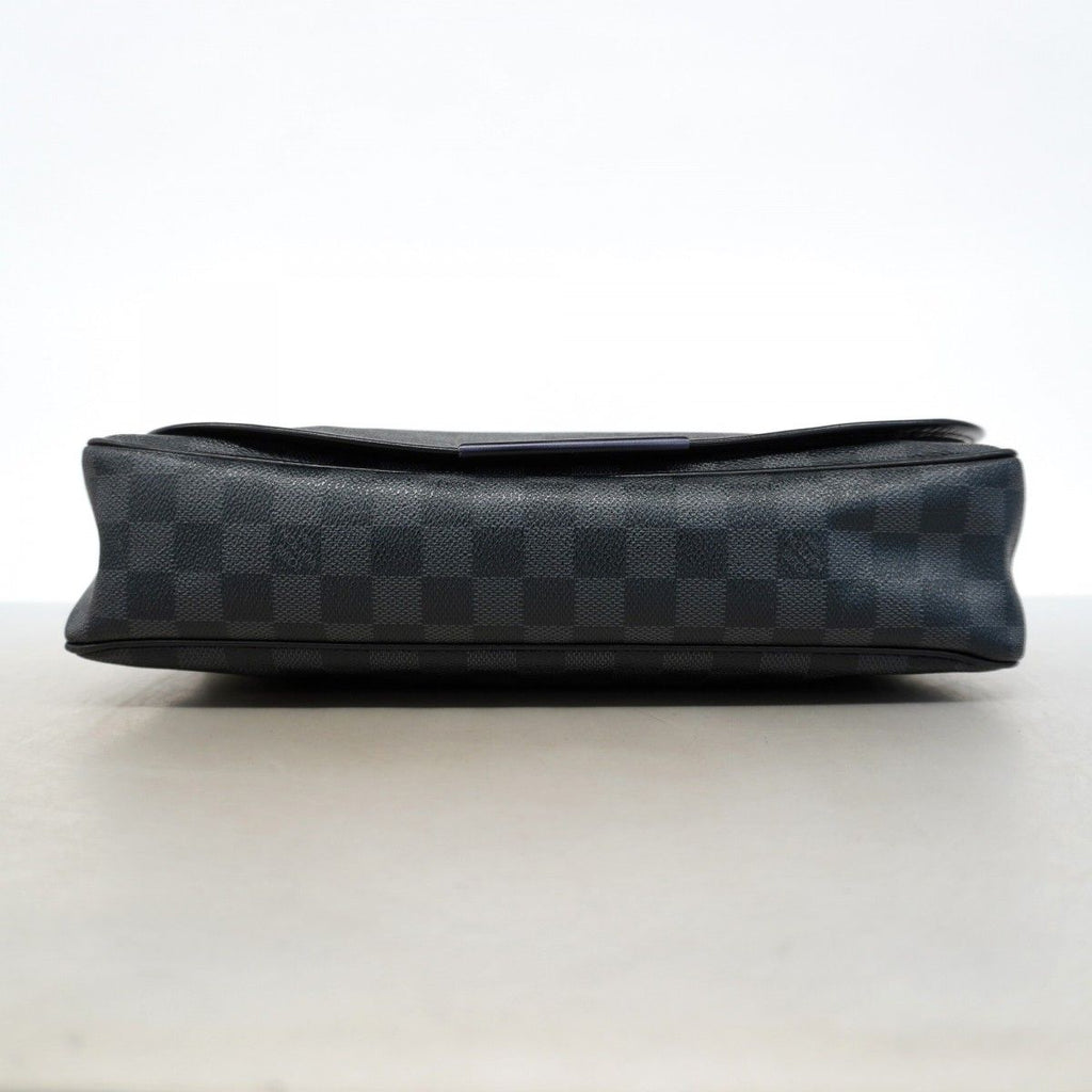 Louis Vuitton Shoulder Bag Damier Graphite Daniel MM Black Gray — view 3