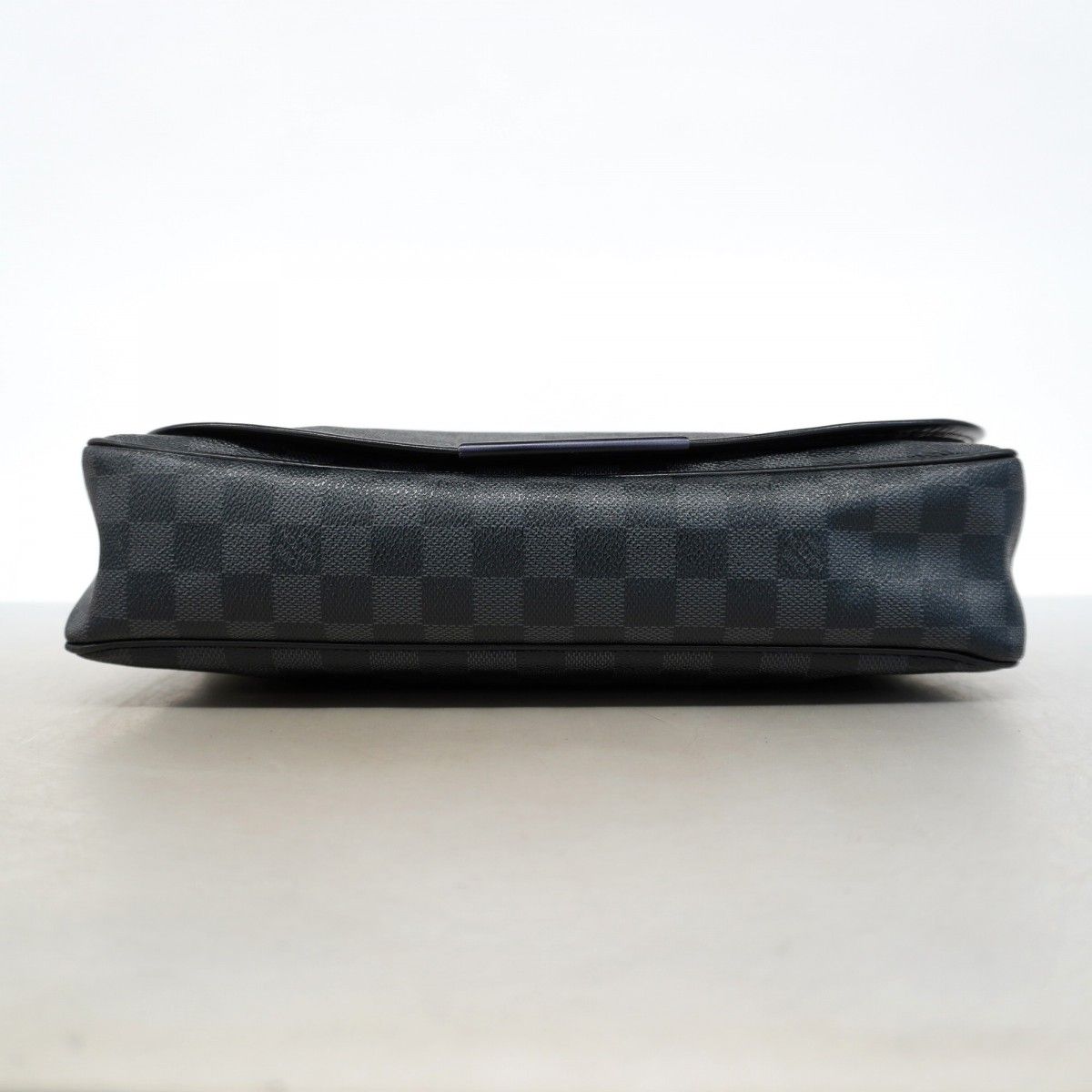 Louis Vuitton Shoulder Bag Damier Graphite Daniel MM Black Gray — view 3