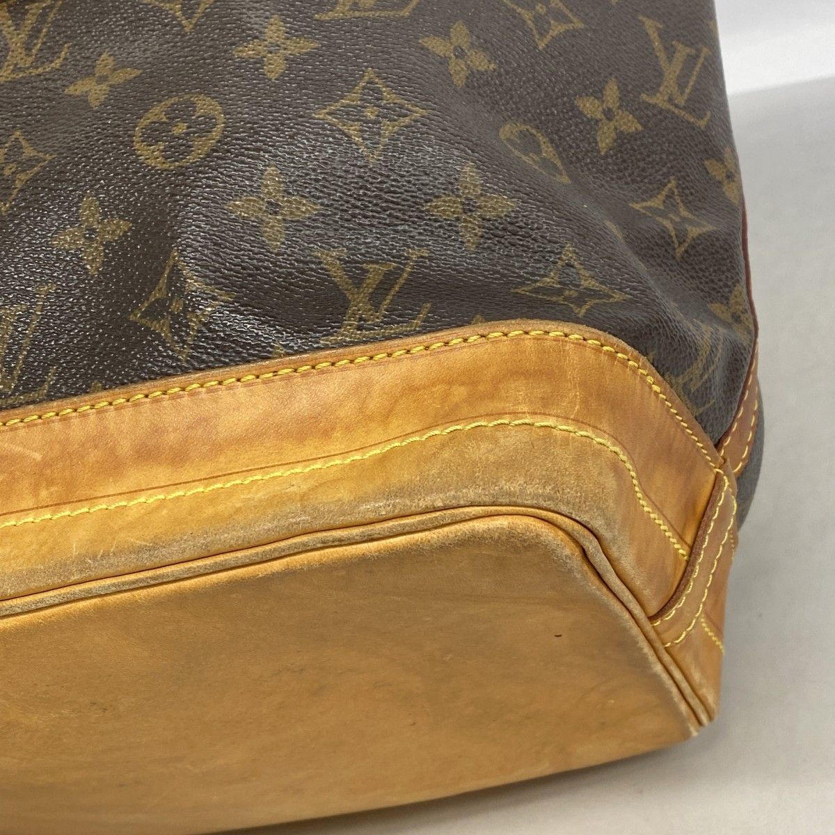 Louis Vuitton Shoulder Bag Monogram Noe Brown — view 6