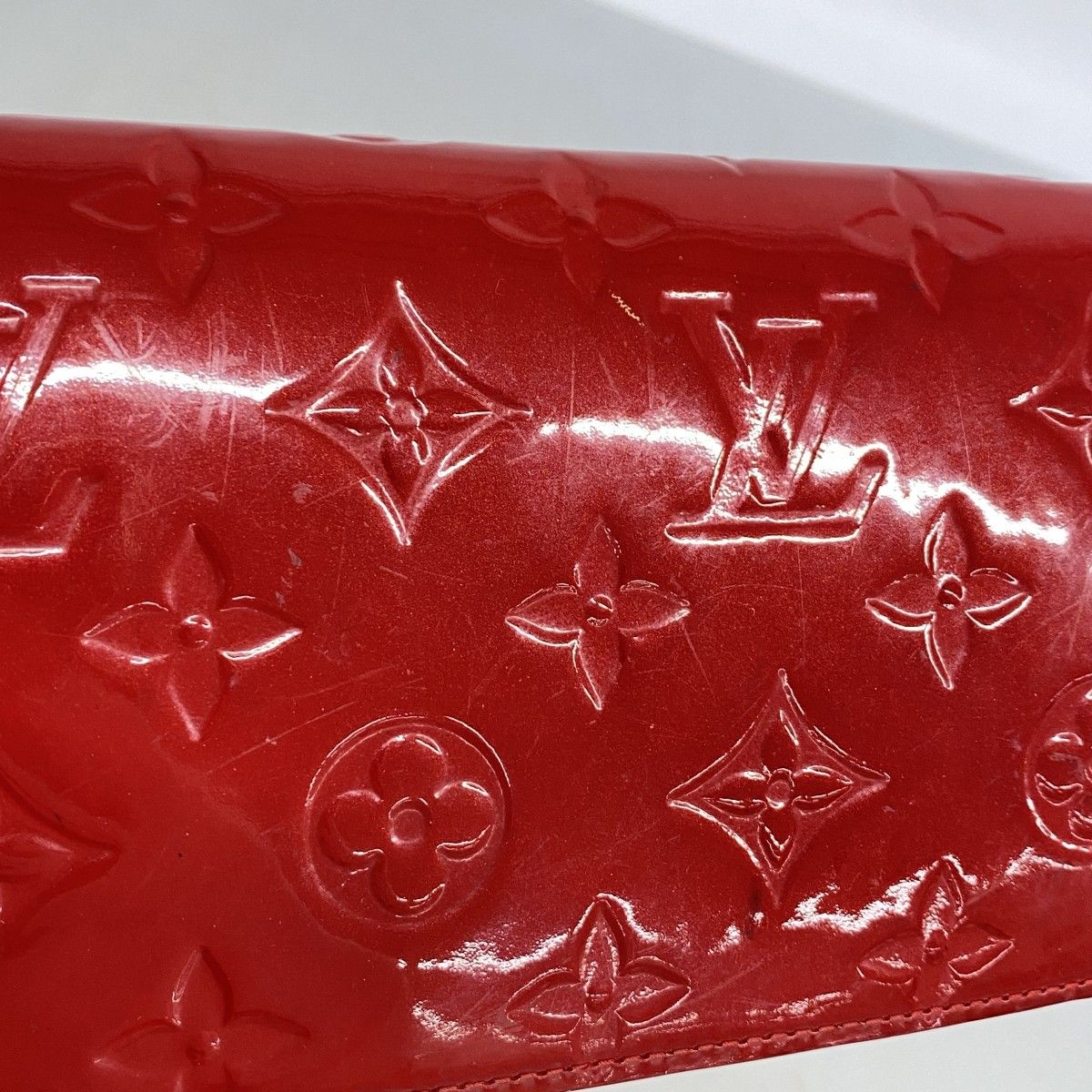 Louis Vuitton Wallet Vernis Portefeuille Sarah Chain Cerise — view 8
