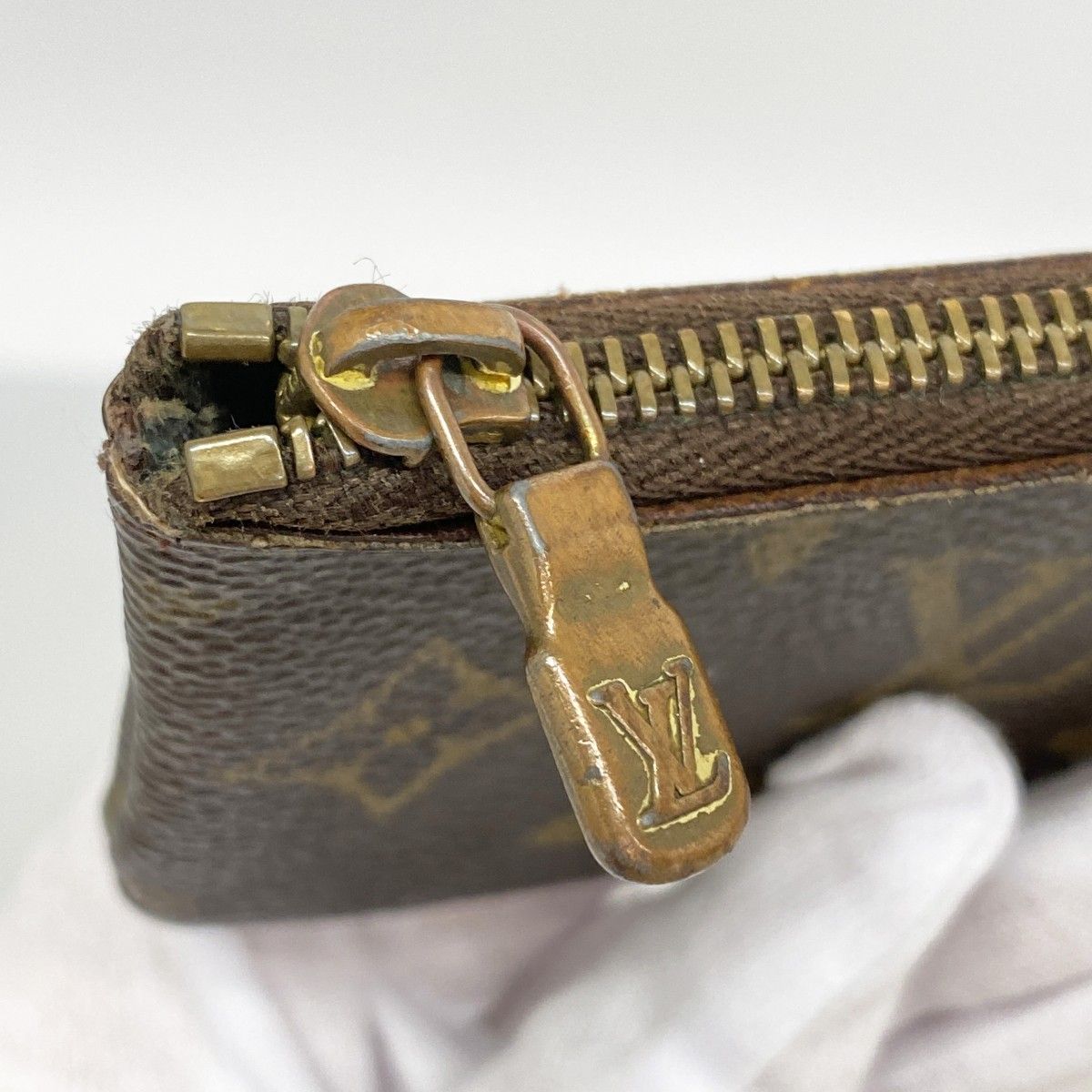 Louis Vuitton Coin Case Monogram Pochette Cles Brown — view 6