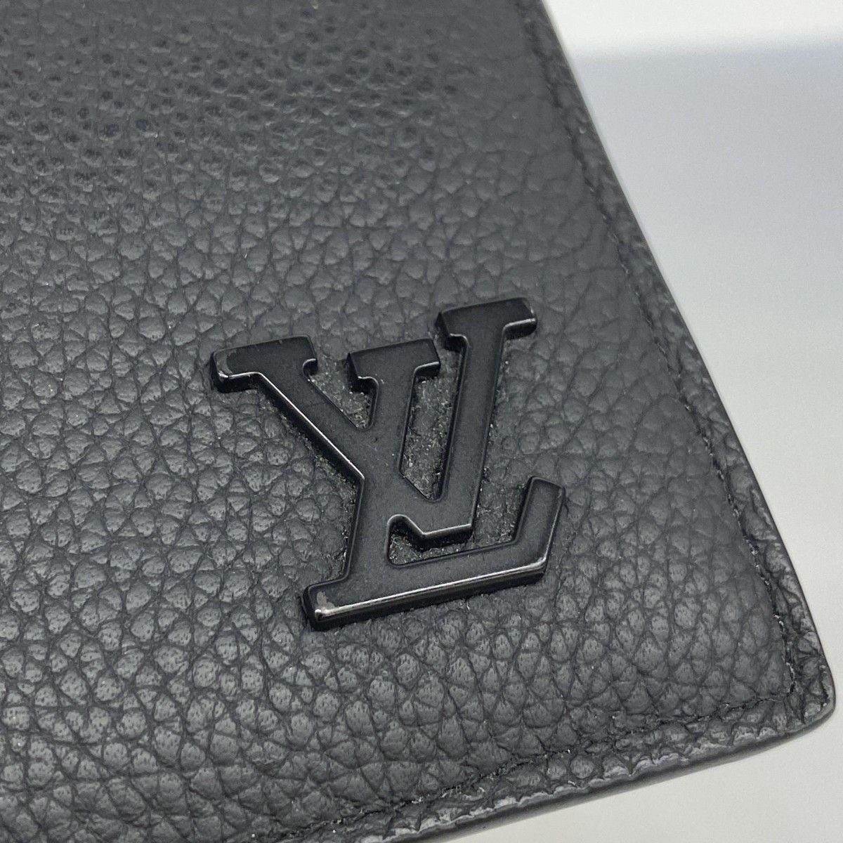 Louis Vuitton Wallet Aerogram Portefeuille Marco Black — view 7