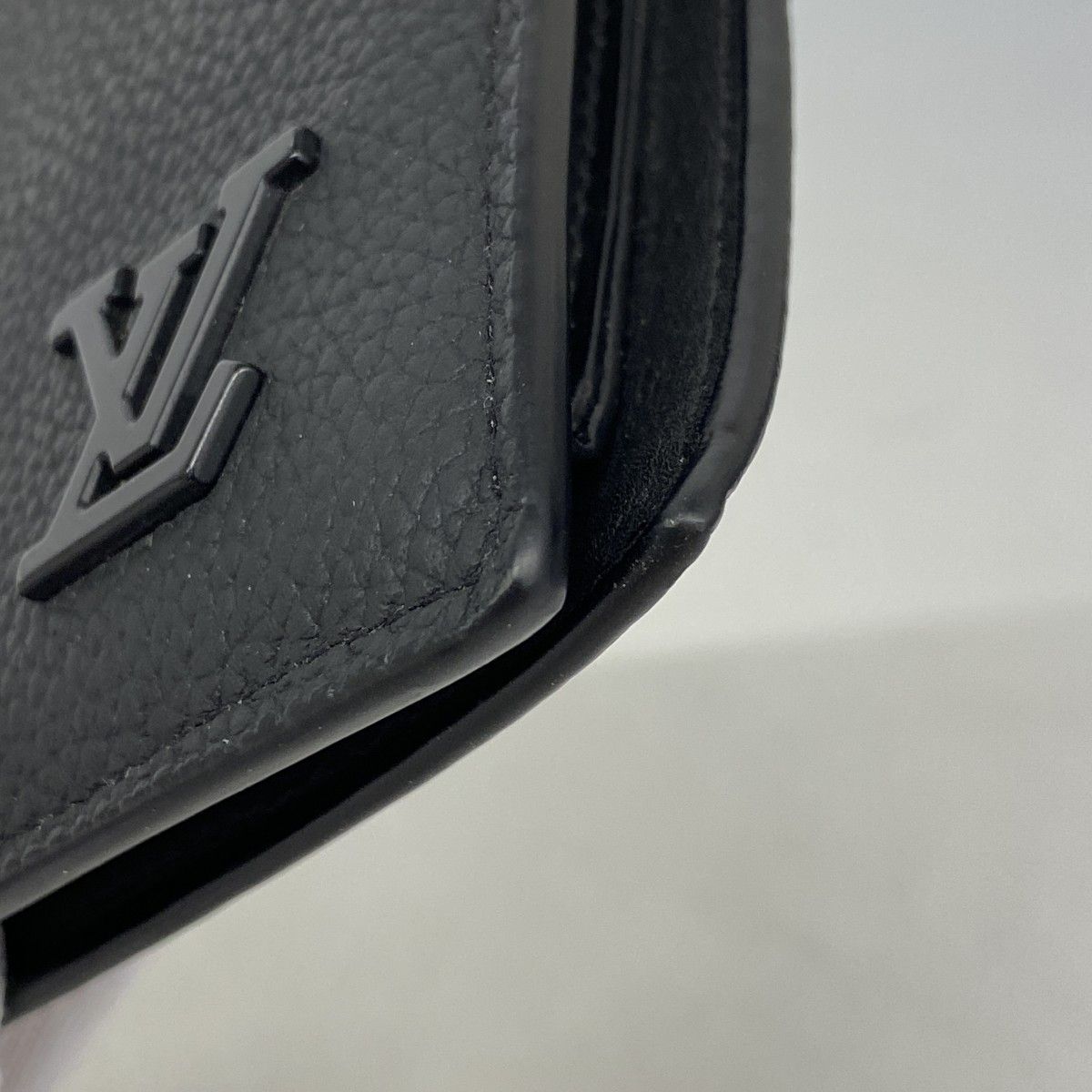 Louis Vuitton Wallet Aerogram Portefeuille Marco Black — view 5