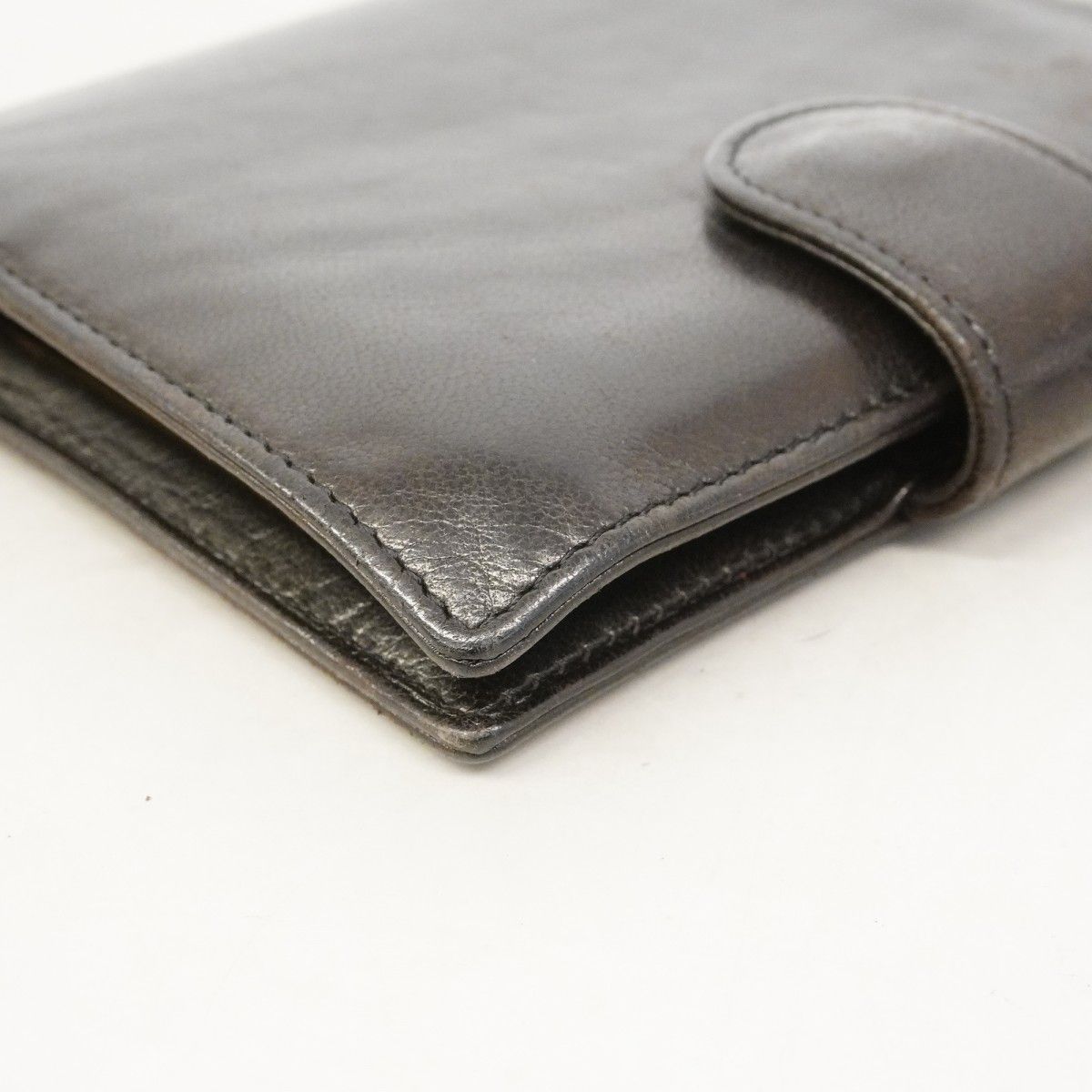 Chanel Wallet Lambskin Black Gold — view 6