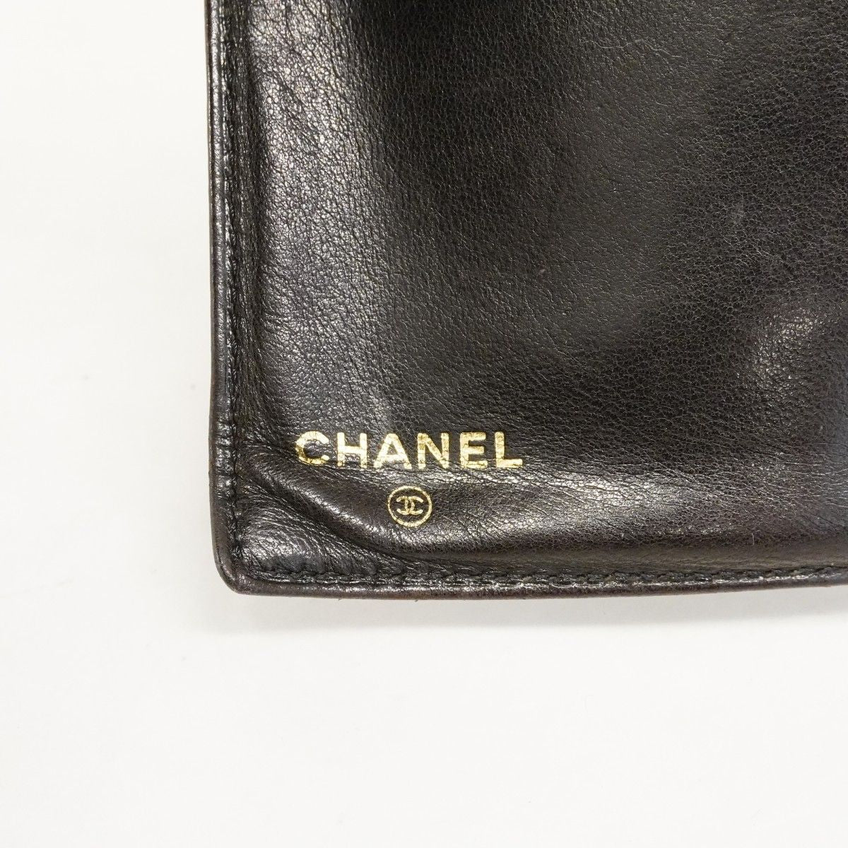 Chanel Wallet Lambskin Black Gold — view 4