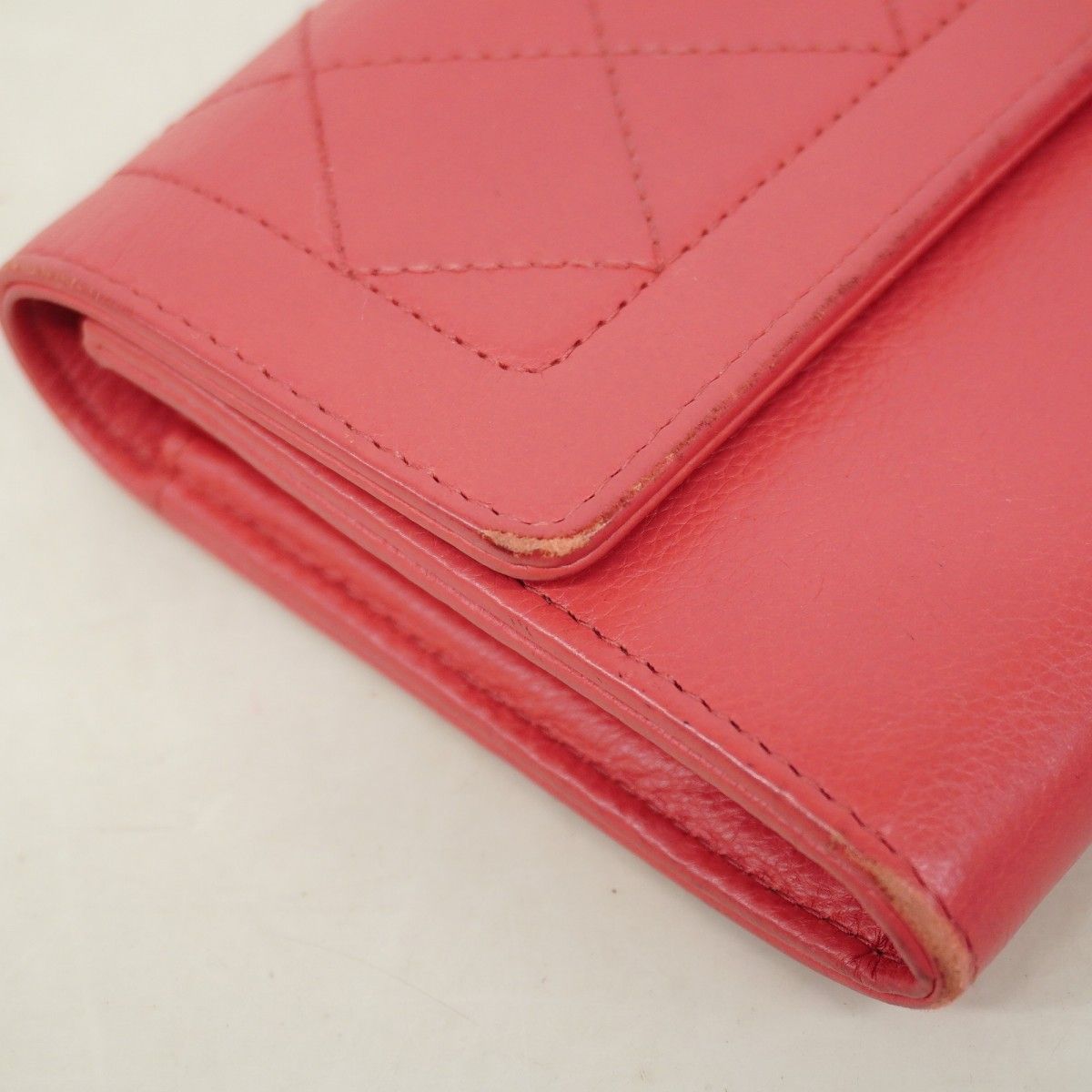 Chanel Wallet Quilted Leather Pink Gold — view 5