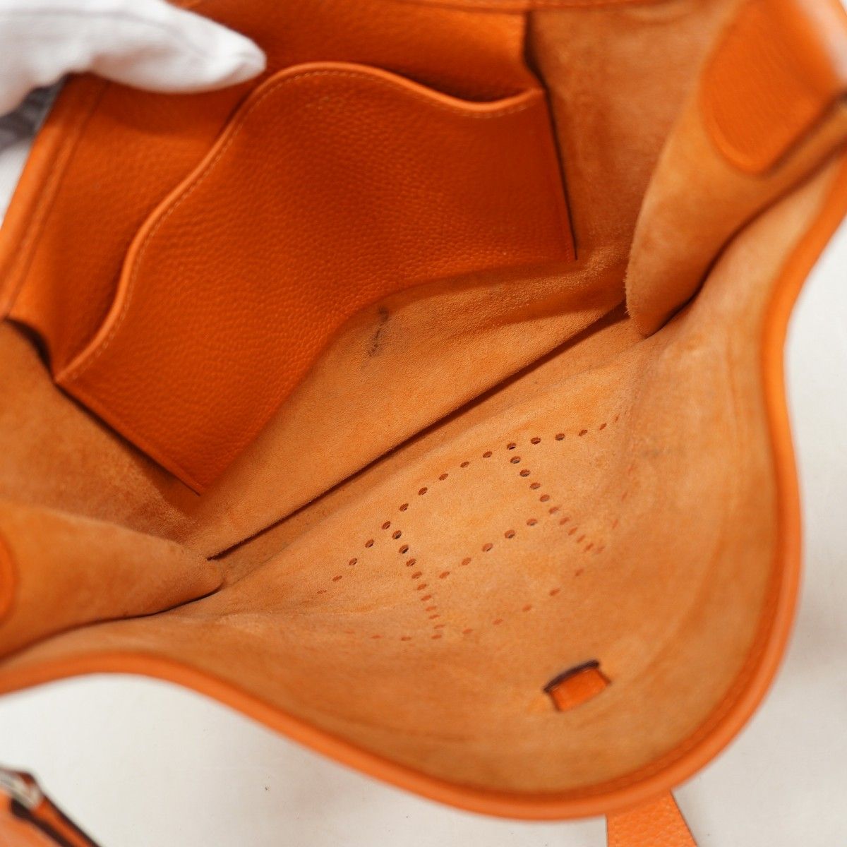 Hermes Shoulder Bag Evelyne Taurillon Clemence Orange Silver — view 4