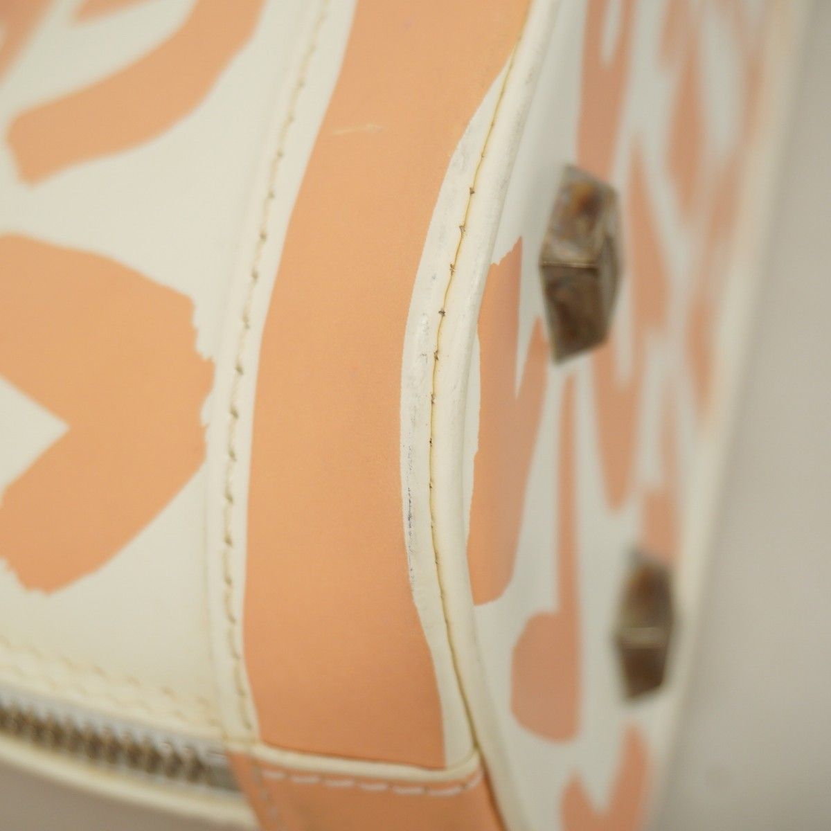 Louis Vuitton Handbag Graffiti Alma Horizontal White Beige — view 6