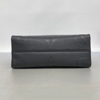 Louis Vuitton Tote Monogram Empreinte On The Go MM Noir 2-Way — view 3