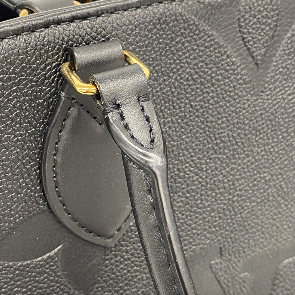 Louis Vuitton Tote Monogram Empreinte On The Go MM Noir 2-Way — view 8