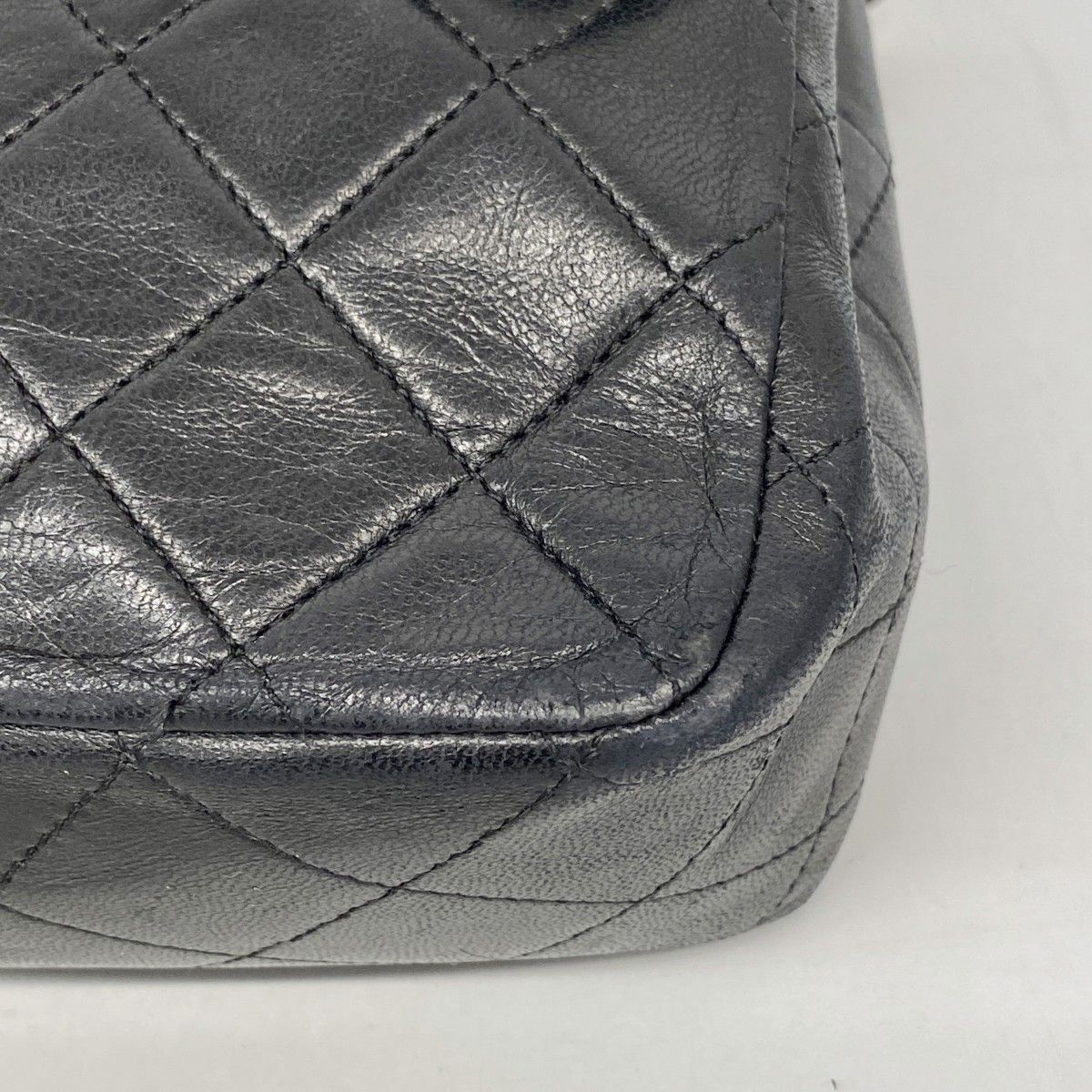 Chanel Shoulder Bag Quilted Lambskin Black Gold — view 6