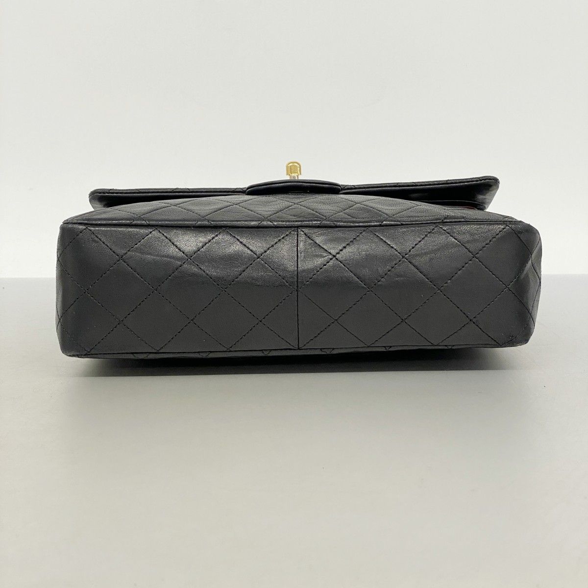 Chanel Shoulder Bag Quilted Lambskin Black Gold — view 3