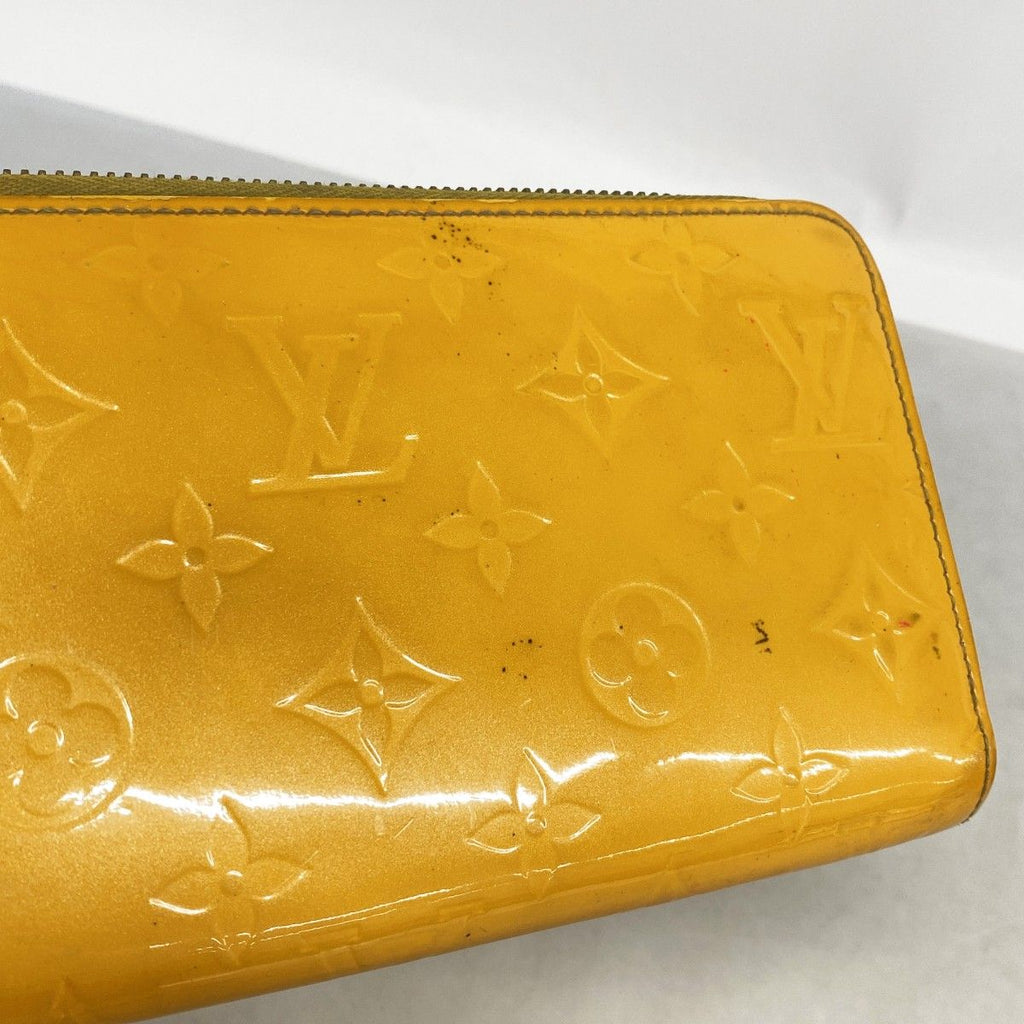 Louis Vuitton Wallet Vernis Zippy Jaune Passion — view 8