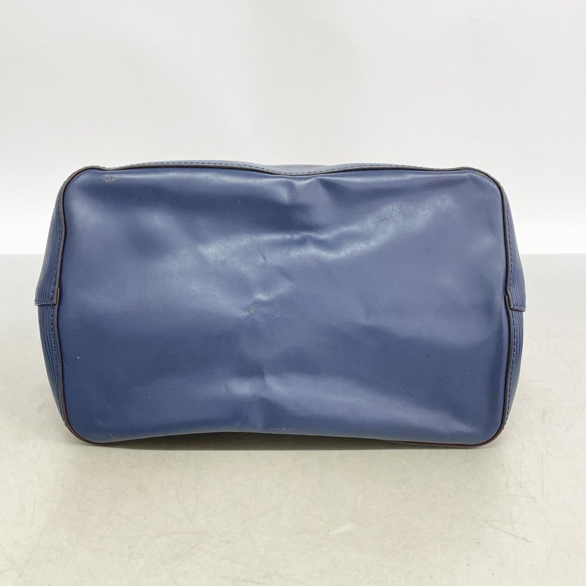 Louis Vuitton Shoulder Bag Epi Neo Noe Andigo Blue — view 3