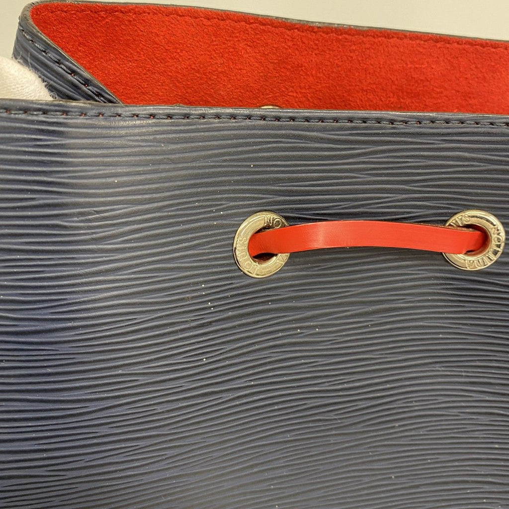 Louis Vuitton Shoulder Bag Epi Neo Noe Andigo Blue — view 9