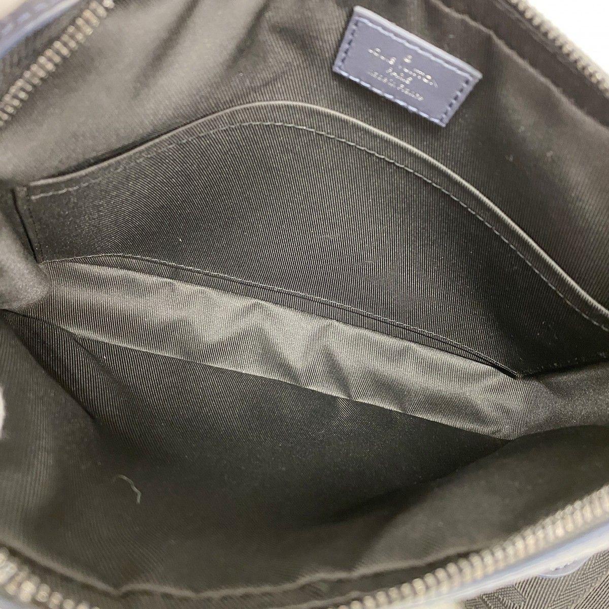 Louis Vuitton Shoulder Bag Monogram Shadow Duo Messenger Navy — view 4