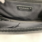 Chanel Shoulder Bag Boy Lambskin Black Silver — view 4