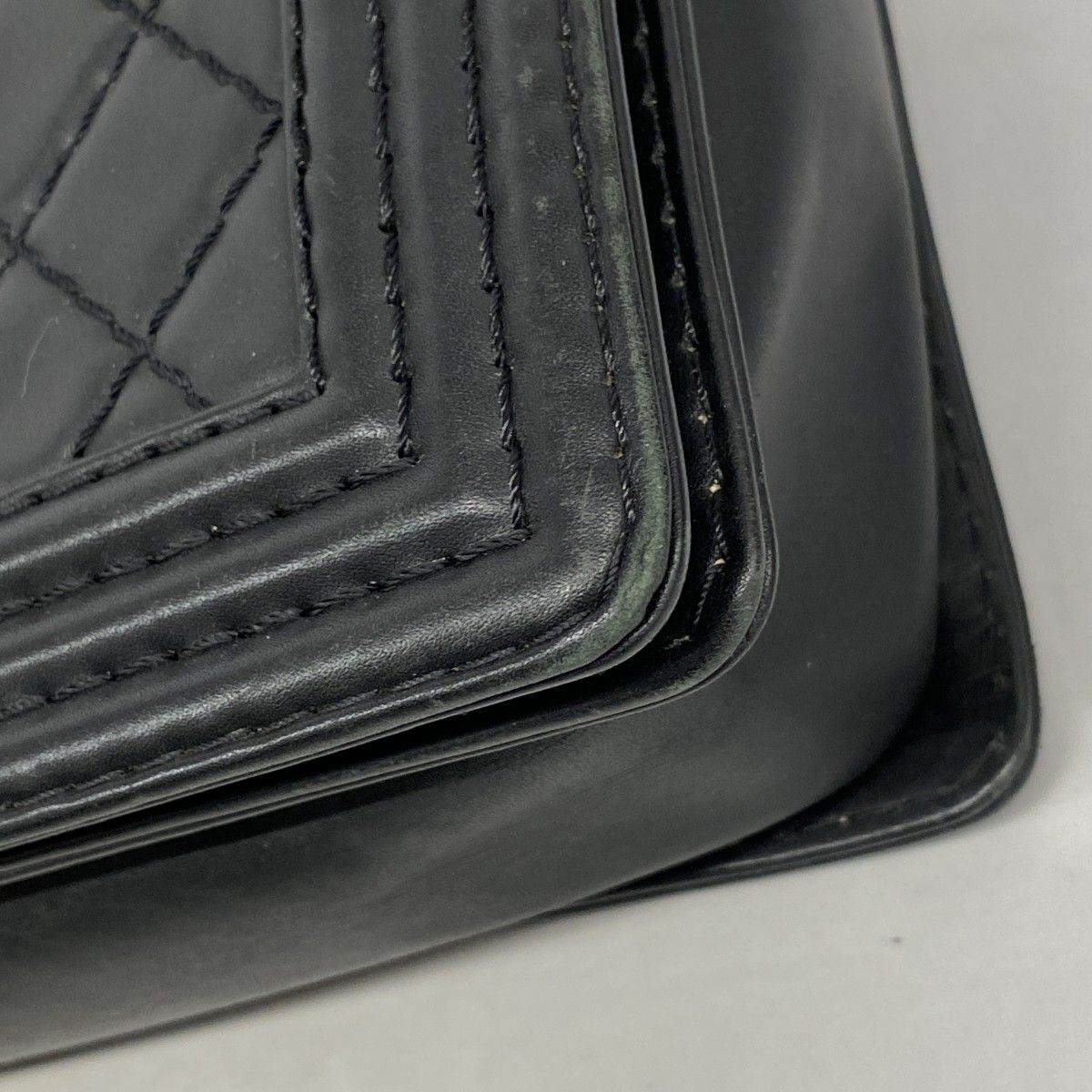 Chanel Shoulder Bag Boy Lambskin Black Silver — view 6