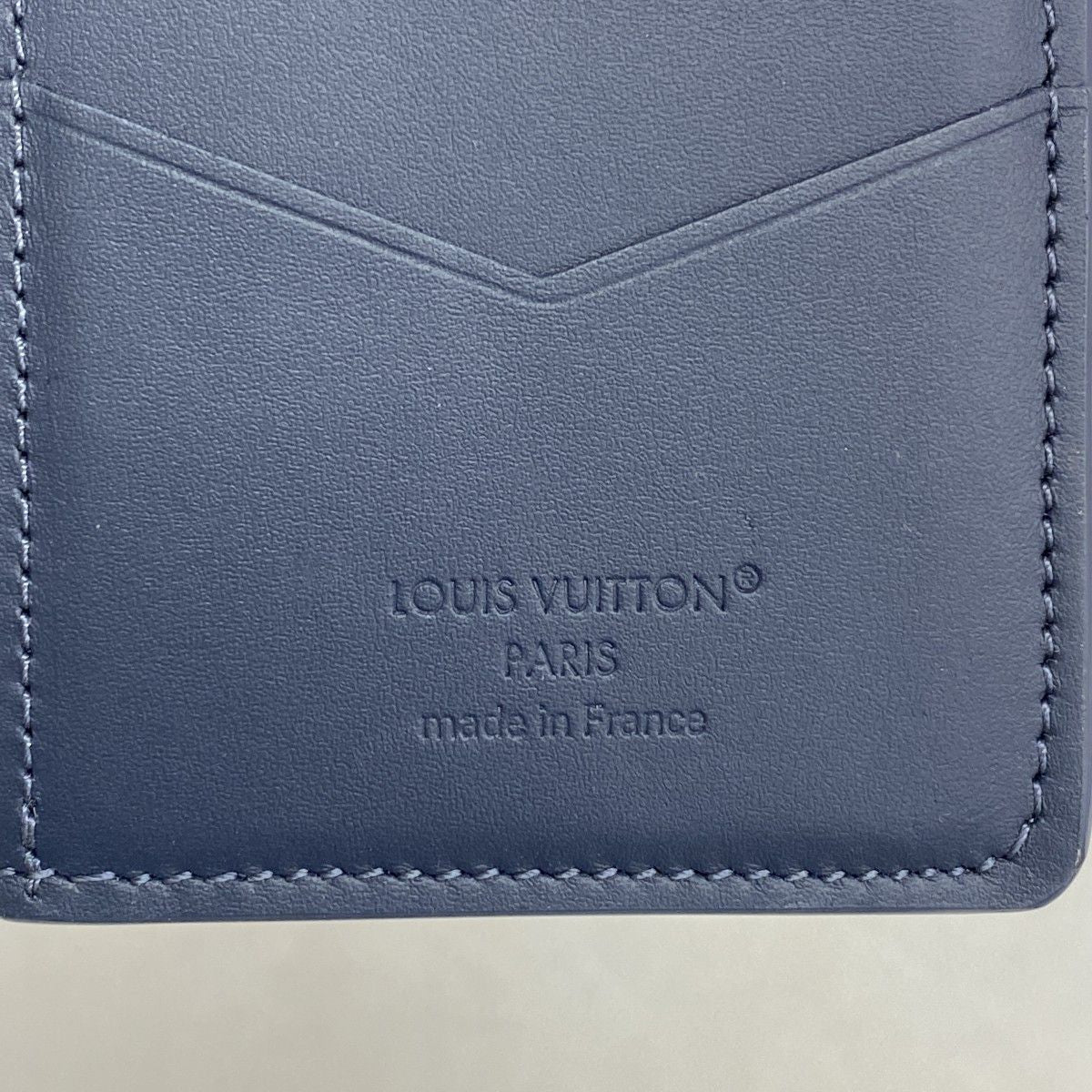 Louis Vuitton Card Case Monogram Shadow Organizer de Poche Blue Marine — view 4