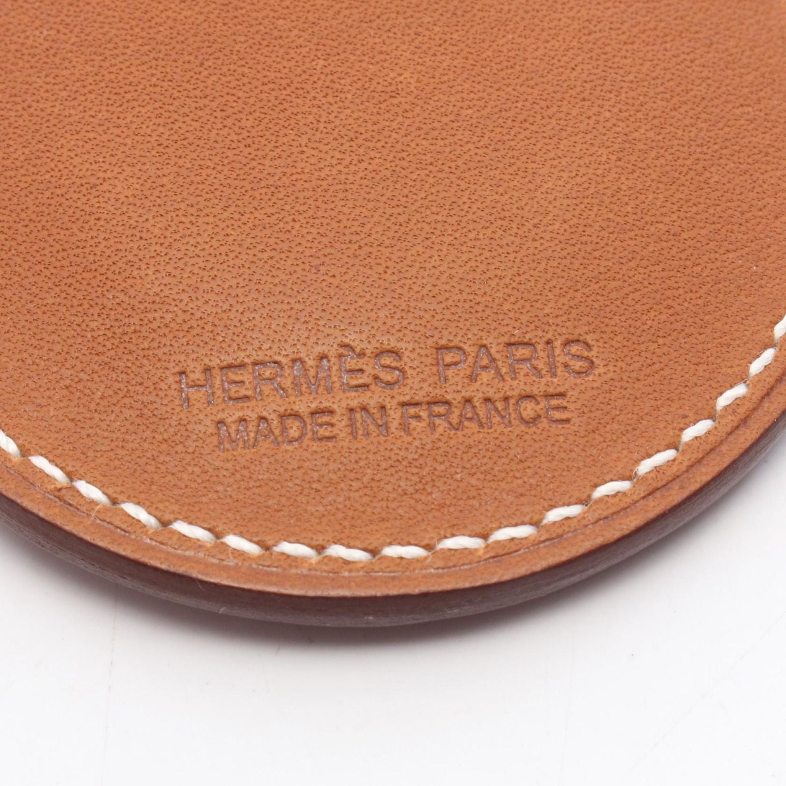 Hermes Charm Apple Airtag Air Tag Gold Jaune d'Or — view 3