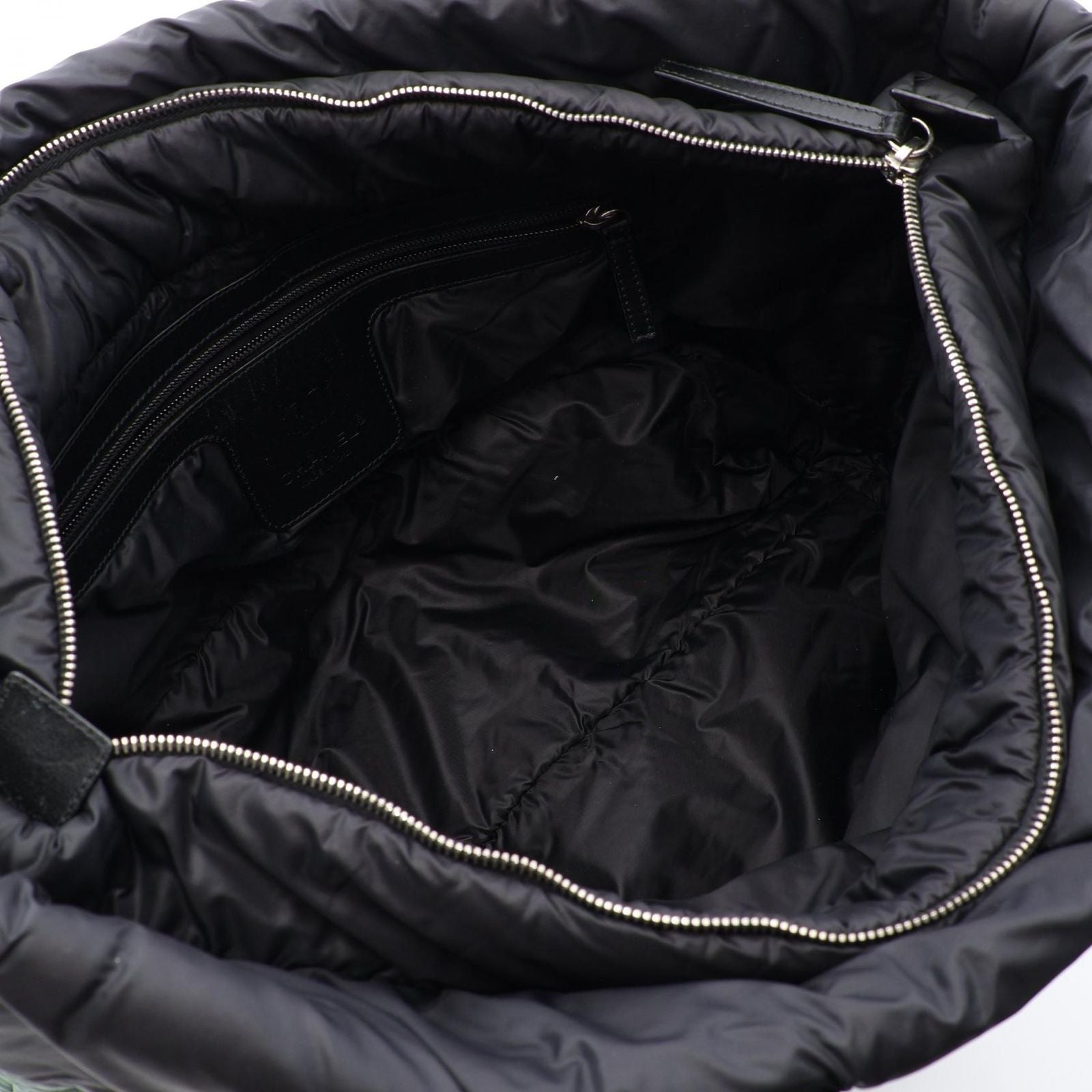 Chanel Tote Coco Cocoon MM Green Black Nylon Leather — view 3