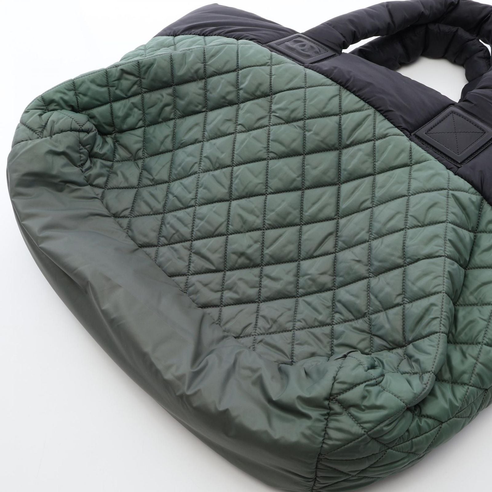 Chanel Tote Coco Cocoon MM Green Black Nylon Leather — view 9