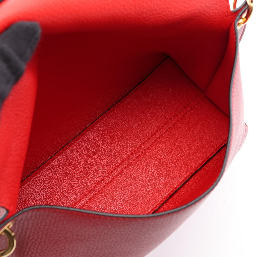Loewe Shoulder Bag Avenue Anagram Red Leather Chain — view 3