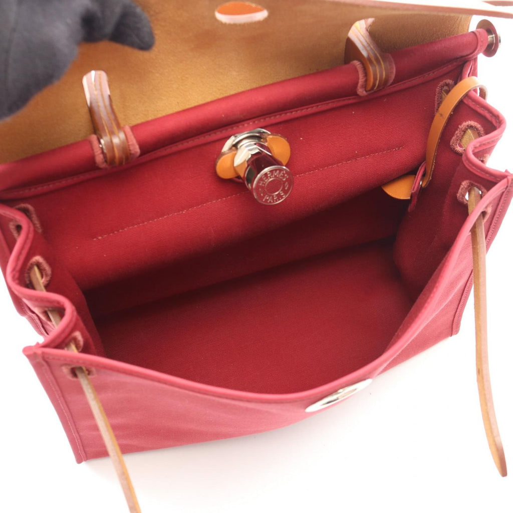 Hermes Handbag Herbag Zip PM Ruby Natural 2-Way — view 3
