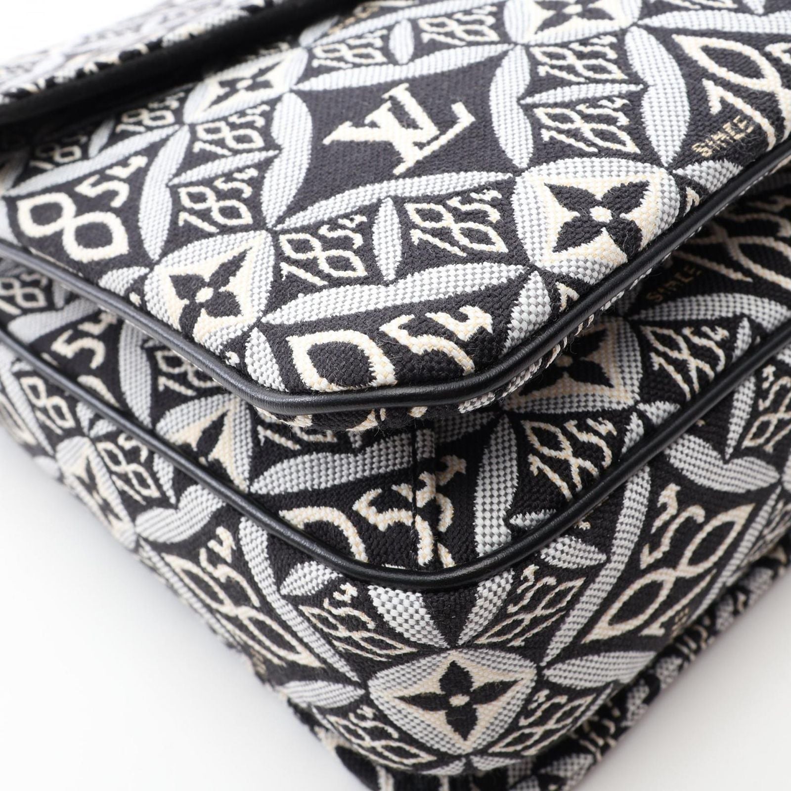 Louis Vuitton Handbag Pochette Metis MM Since 2-Way Noir Canvas Leather — view 7