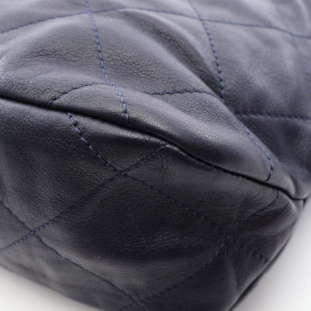 Chanel Shoulder Bag Quilted Navy Leather Hobo — view 6