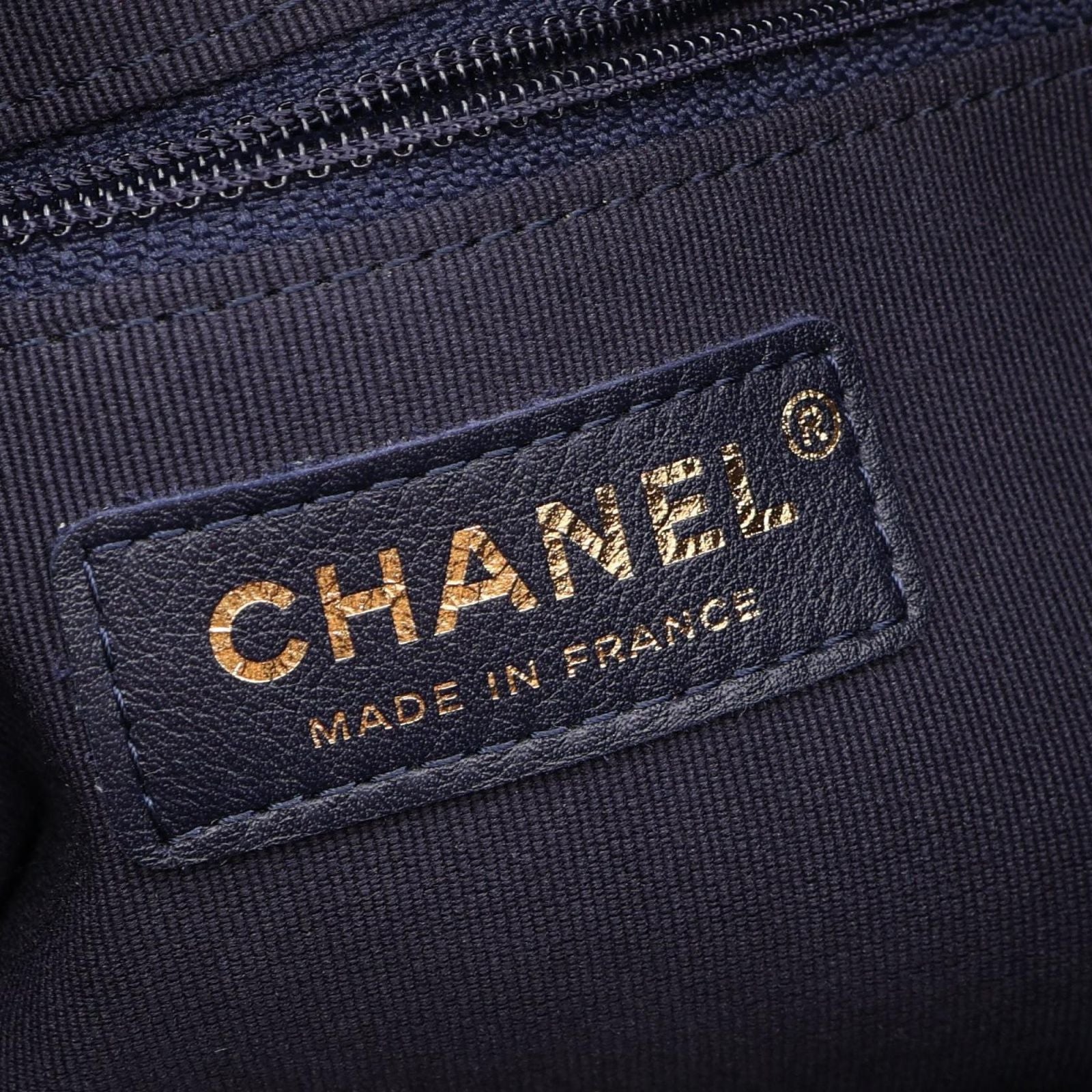 Chanel Shoulder Bag Quilted Navy Leather Hobo — view 4