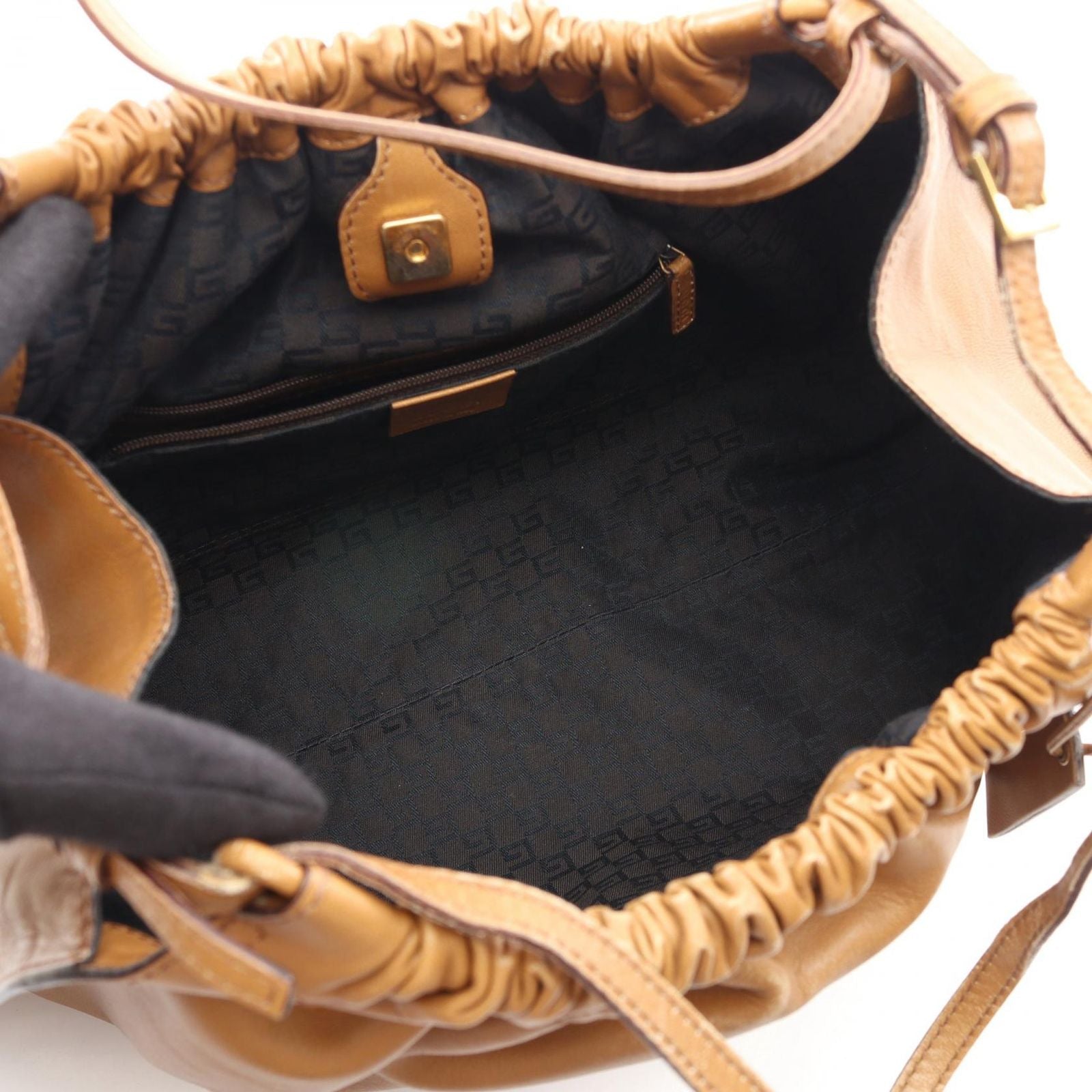Gucci Handbag Brown Leather — view 3