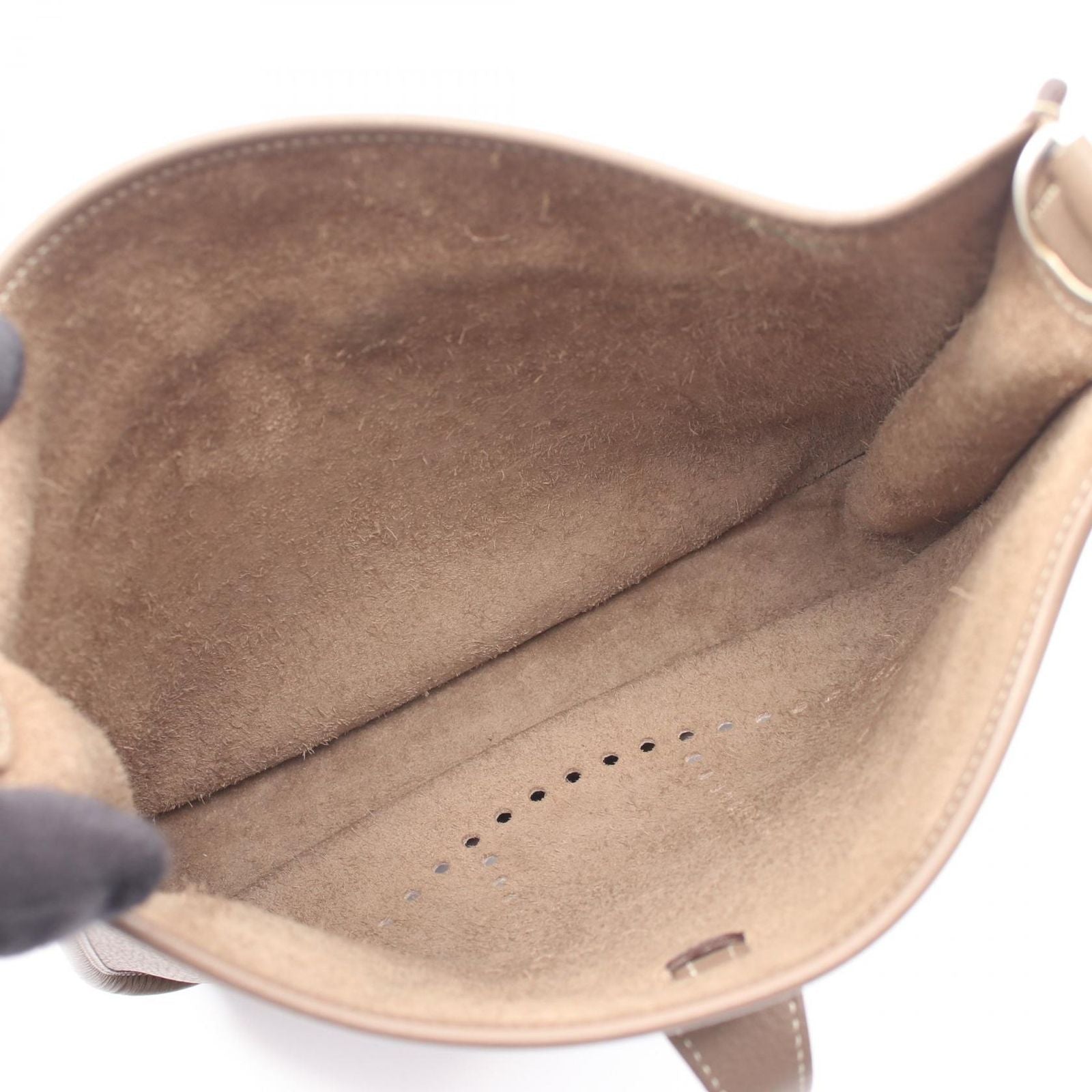 Hermes Shoulder Bag Evelyne 2 PM Etoupe — view 3