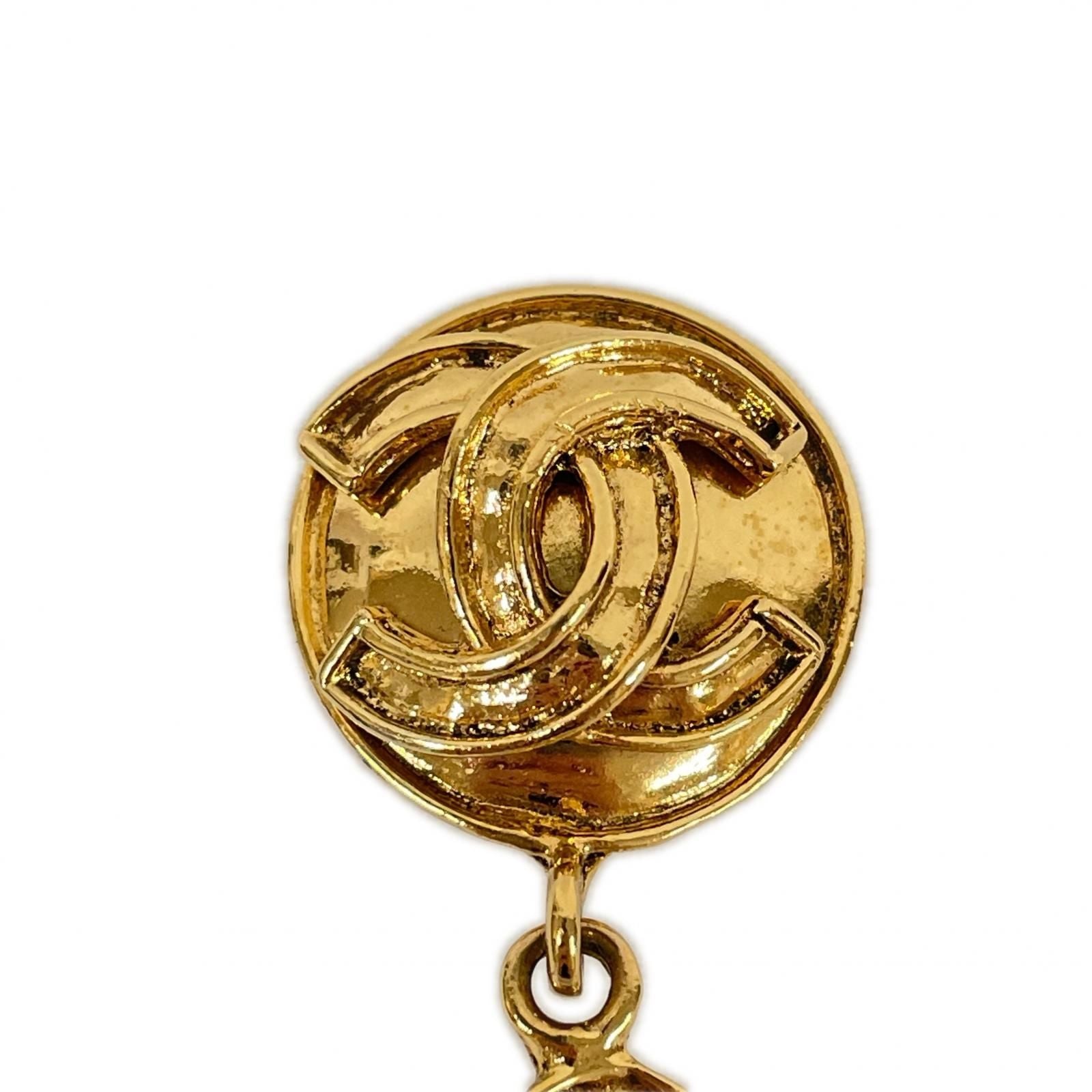 Chanel Earrings Plated Gold — view 8