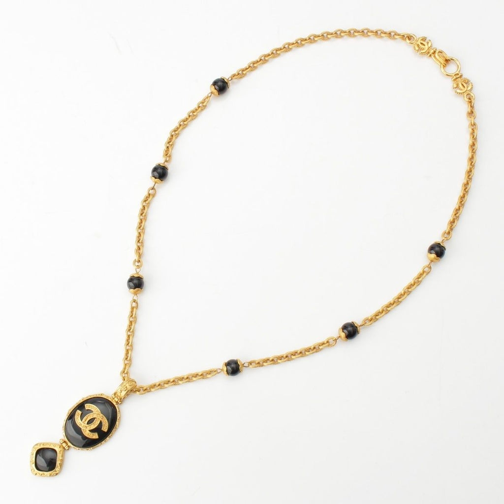 Chanel Black Stone CC Logo Necklace Gold — view 3