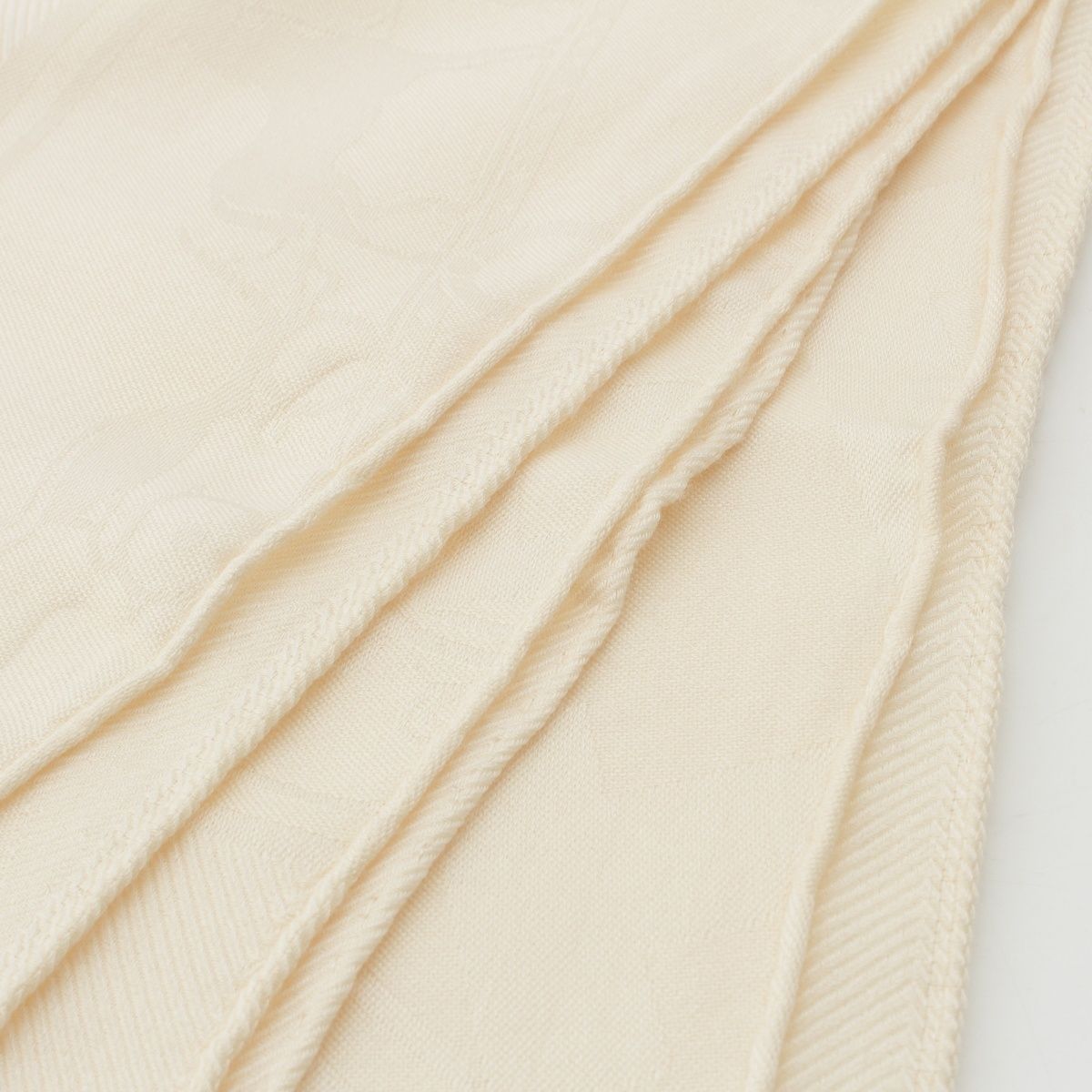 Hermes New Libris Cashmere Silk Shawl Ivory Scarf — view 6