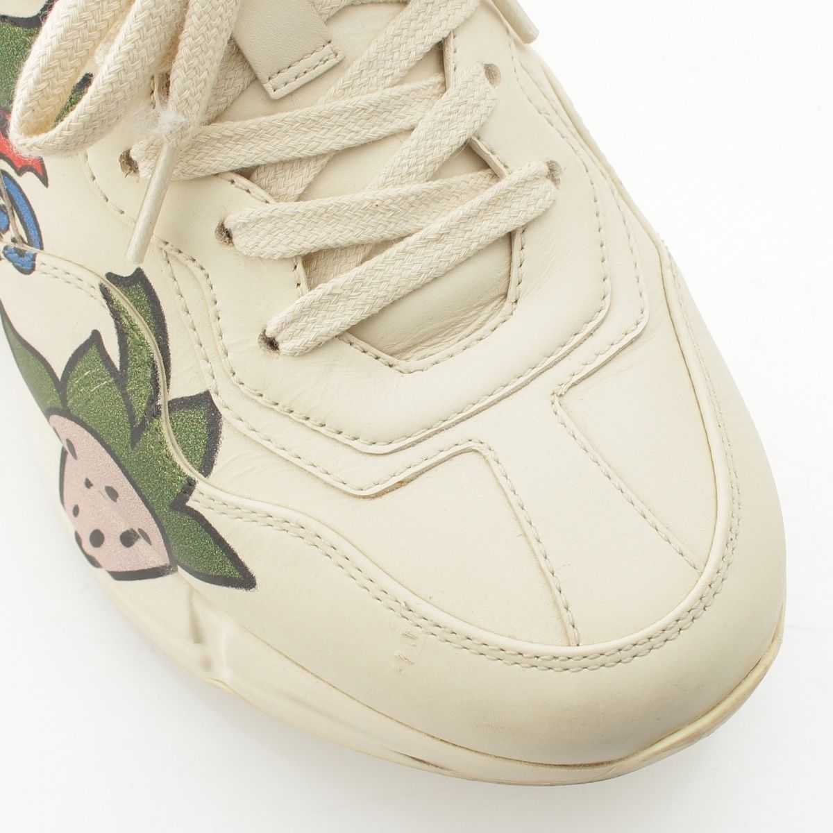 Gucci Ryton Strawberry Low Cut Sneakers White — view 6