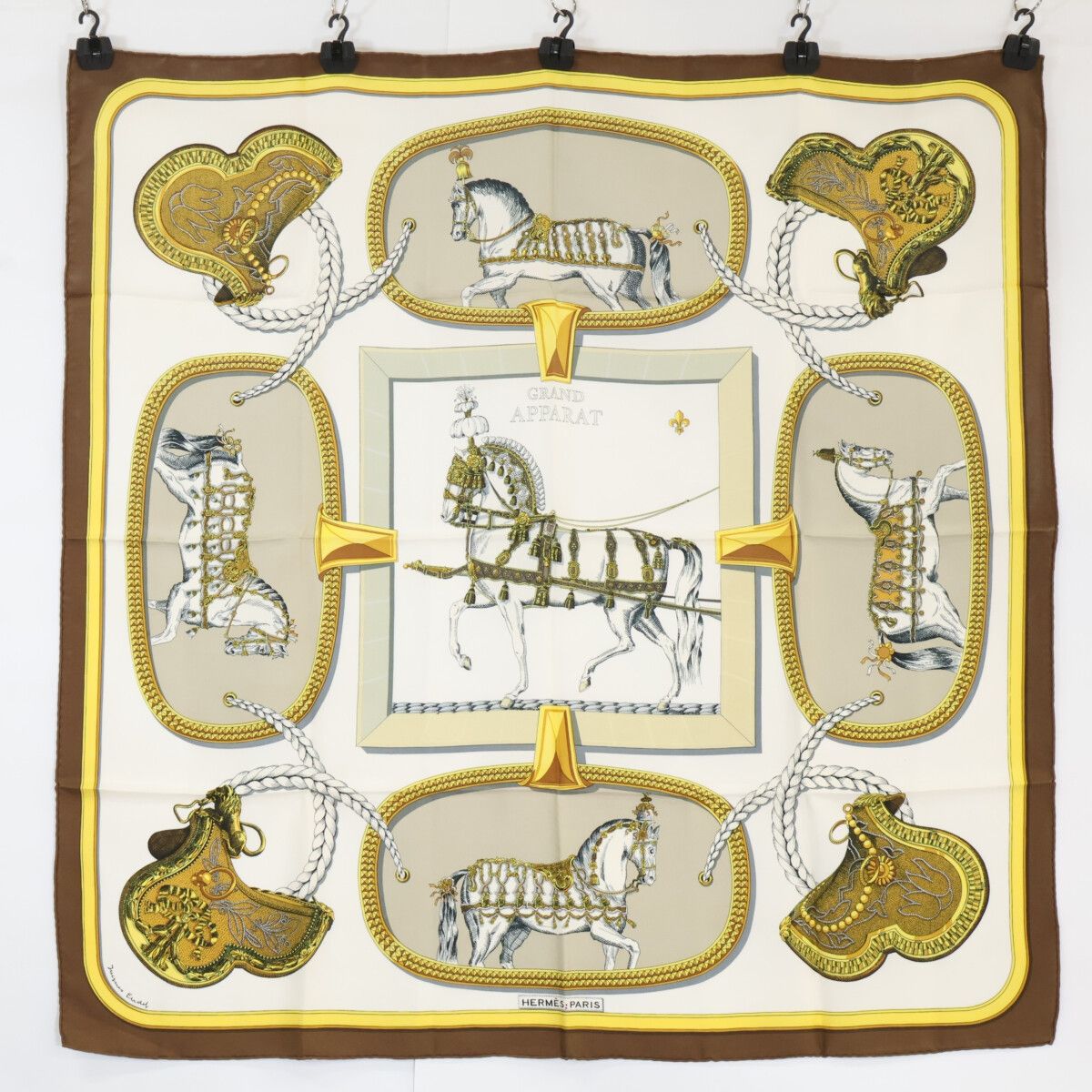 Hermes Grand Apparat Silk Carre 90 Scarf