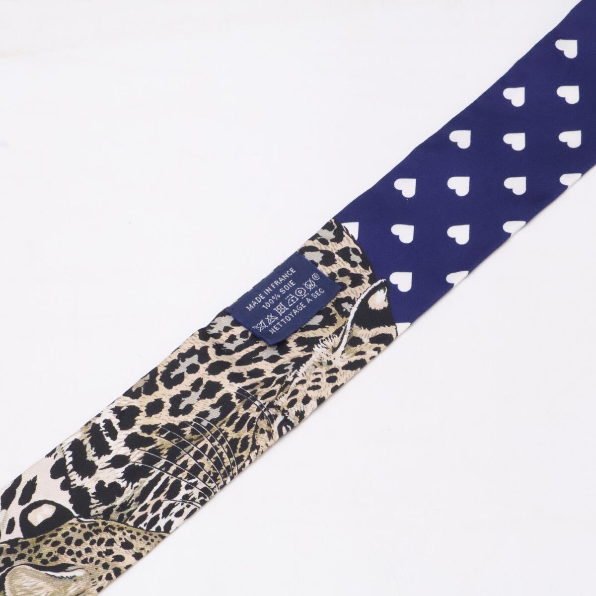 Hermes Jungle Love Silk Twilly — view 6