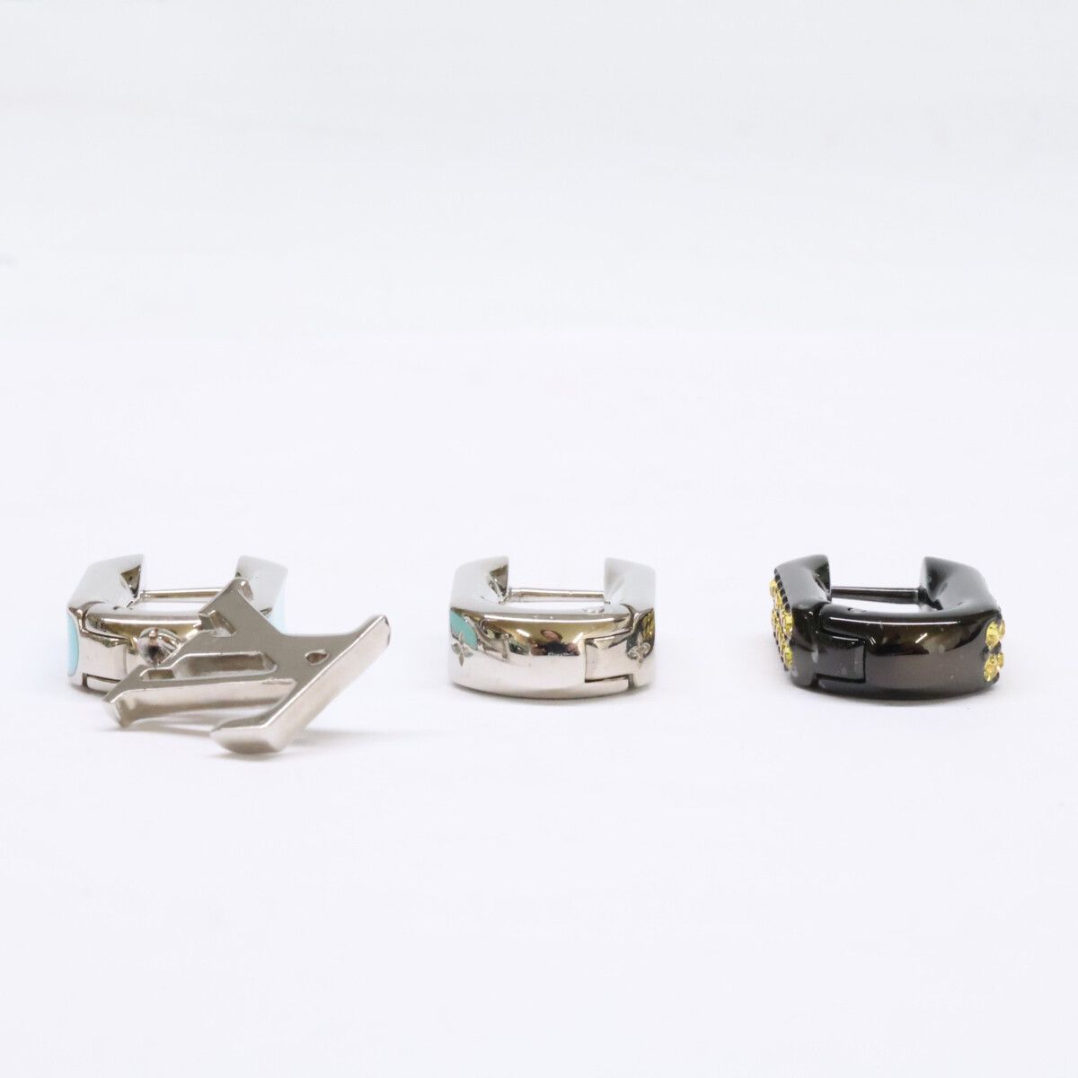 Louis Vuitton Book le Doreille Paradise Earring — view 5