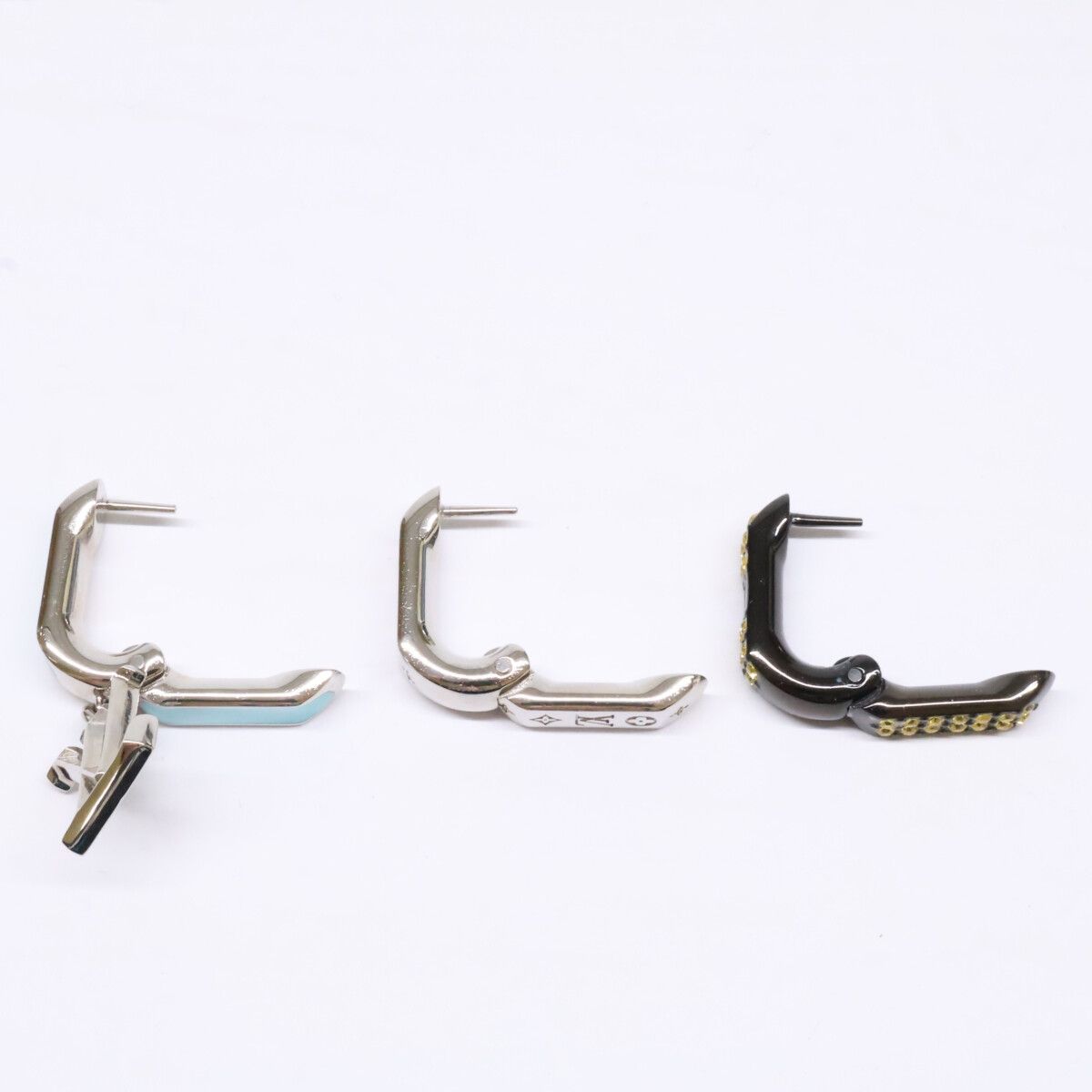 Louis Vuitton Book le Doreille Paradise Earring — view 7