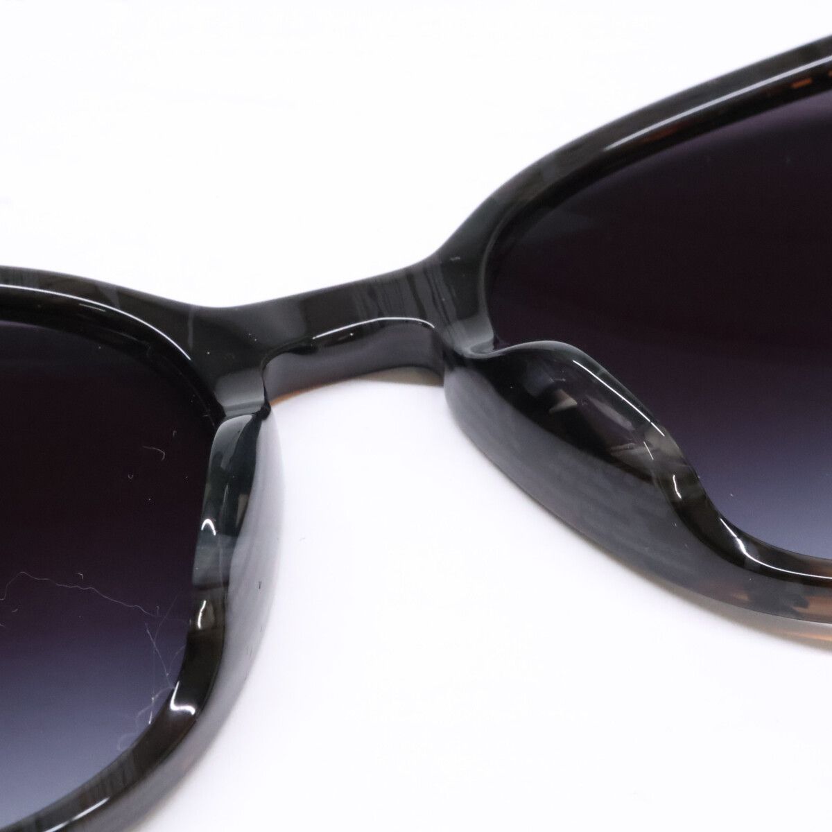 Chanel S6 Imitation Pearl Cat Eye Boston — view 7